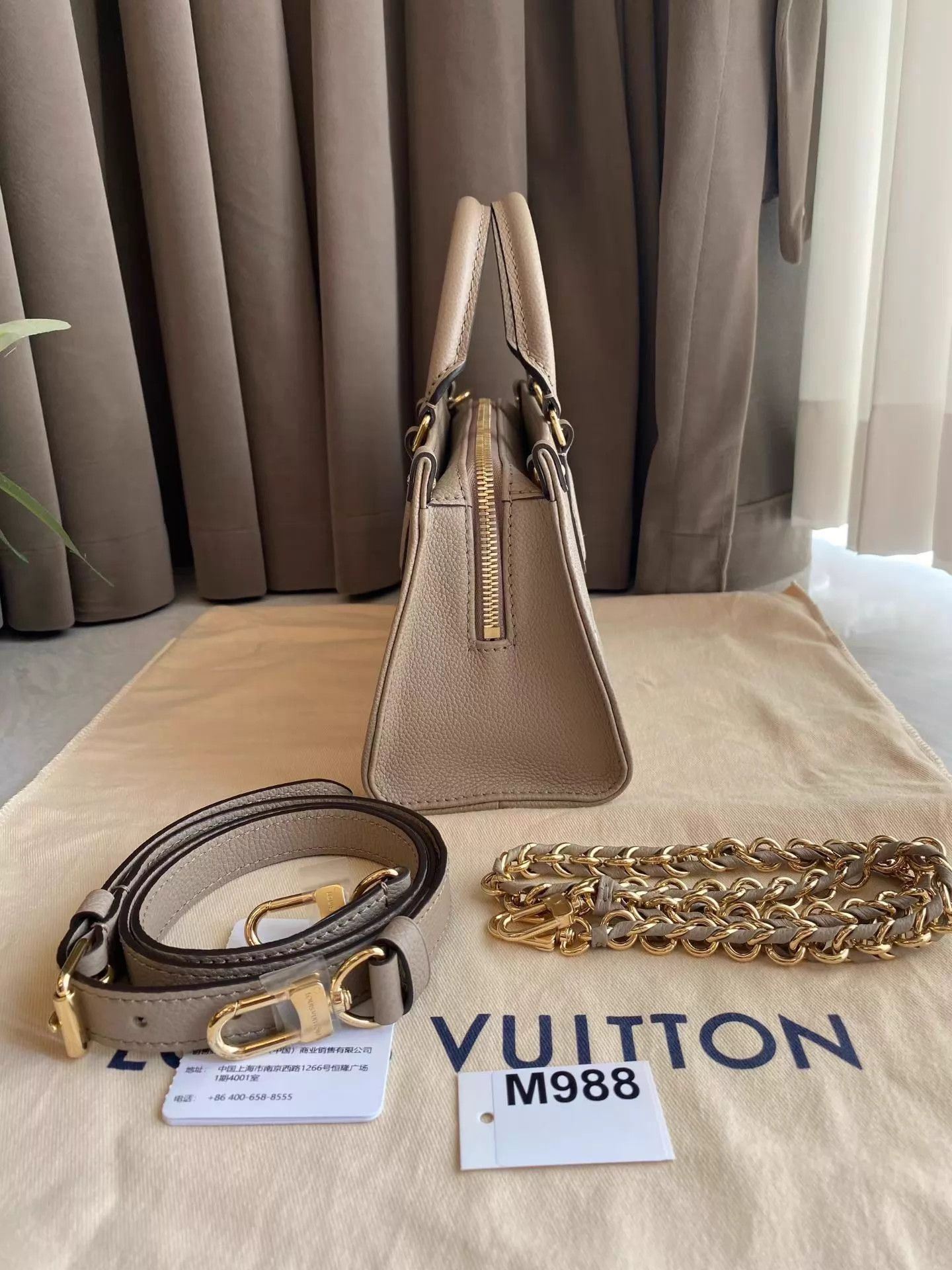 Louis Vuitton LV Onthego Elephant Grey 99New 26.5x10x14 M988 Dust Bag Size ONE SIZE - 5 Thumbnail