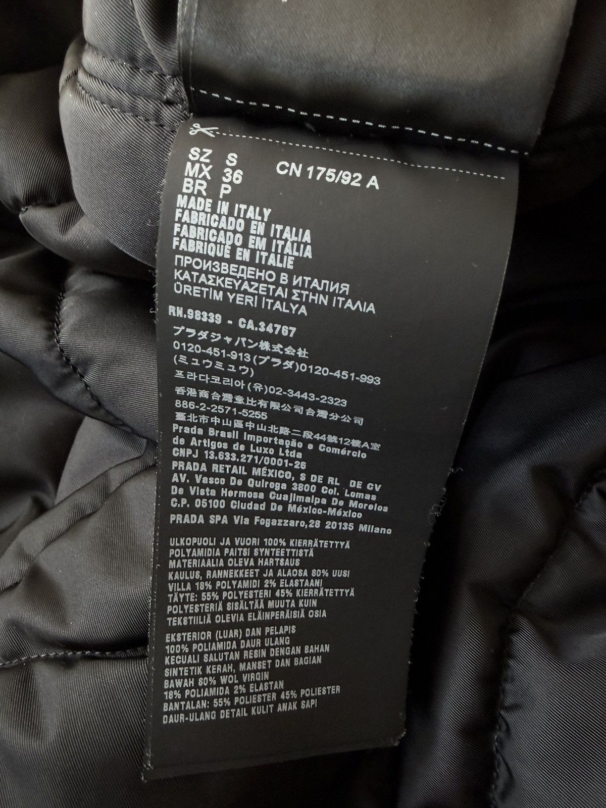 Prada Prada A/W 2022 Re-Nylon Black Bomber Jacket Size US S / EU 44-46 / 1 - 11 Thumbnail