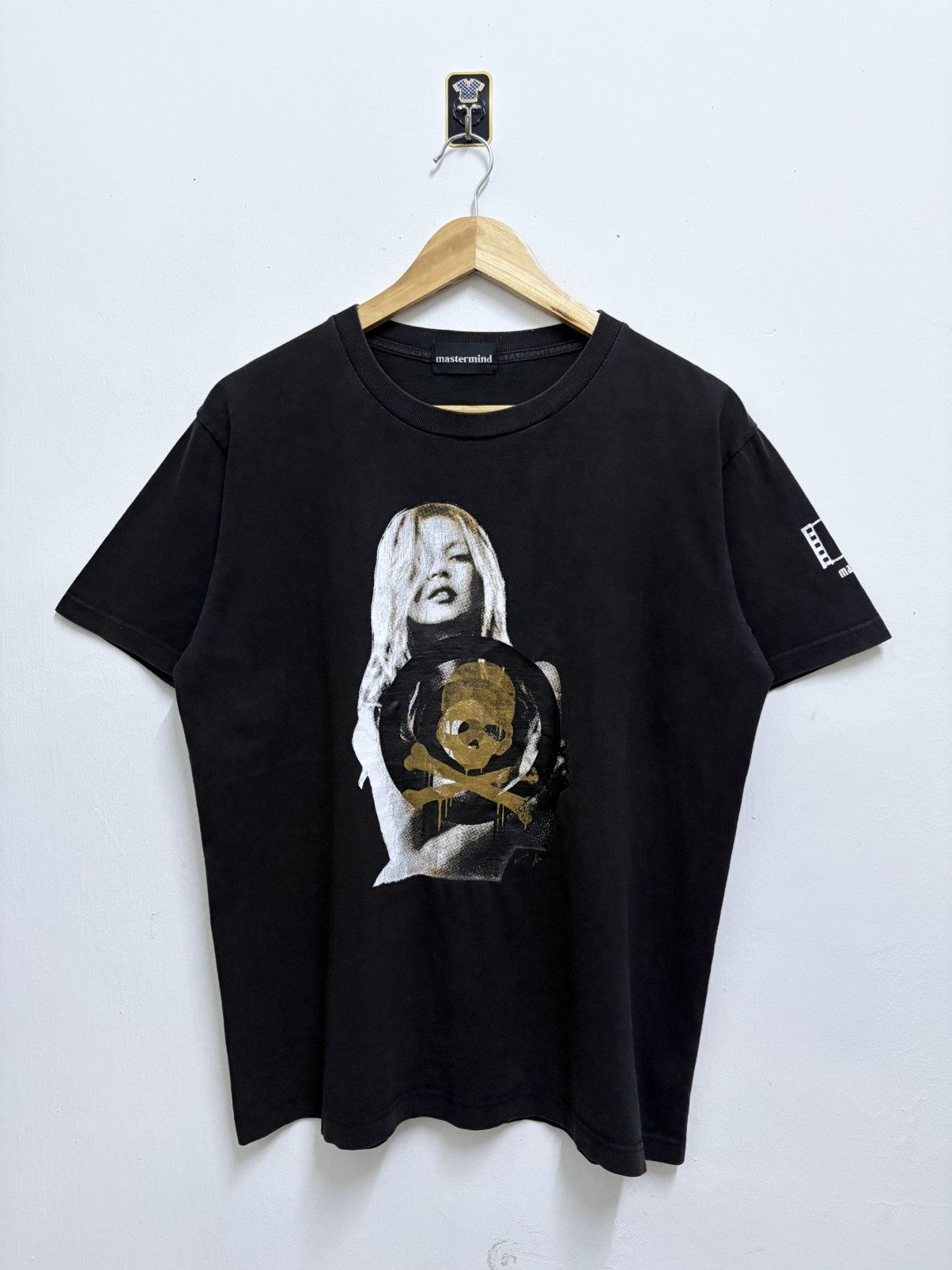 Mastermind Japan 2000's Mastermind Japan x Kate Moss ( Rare ) T-Shirt Size US M / EU 48-50 / 2 - 1 Thumbnail