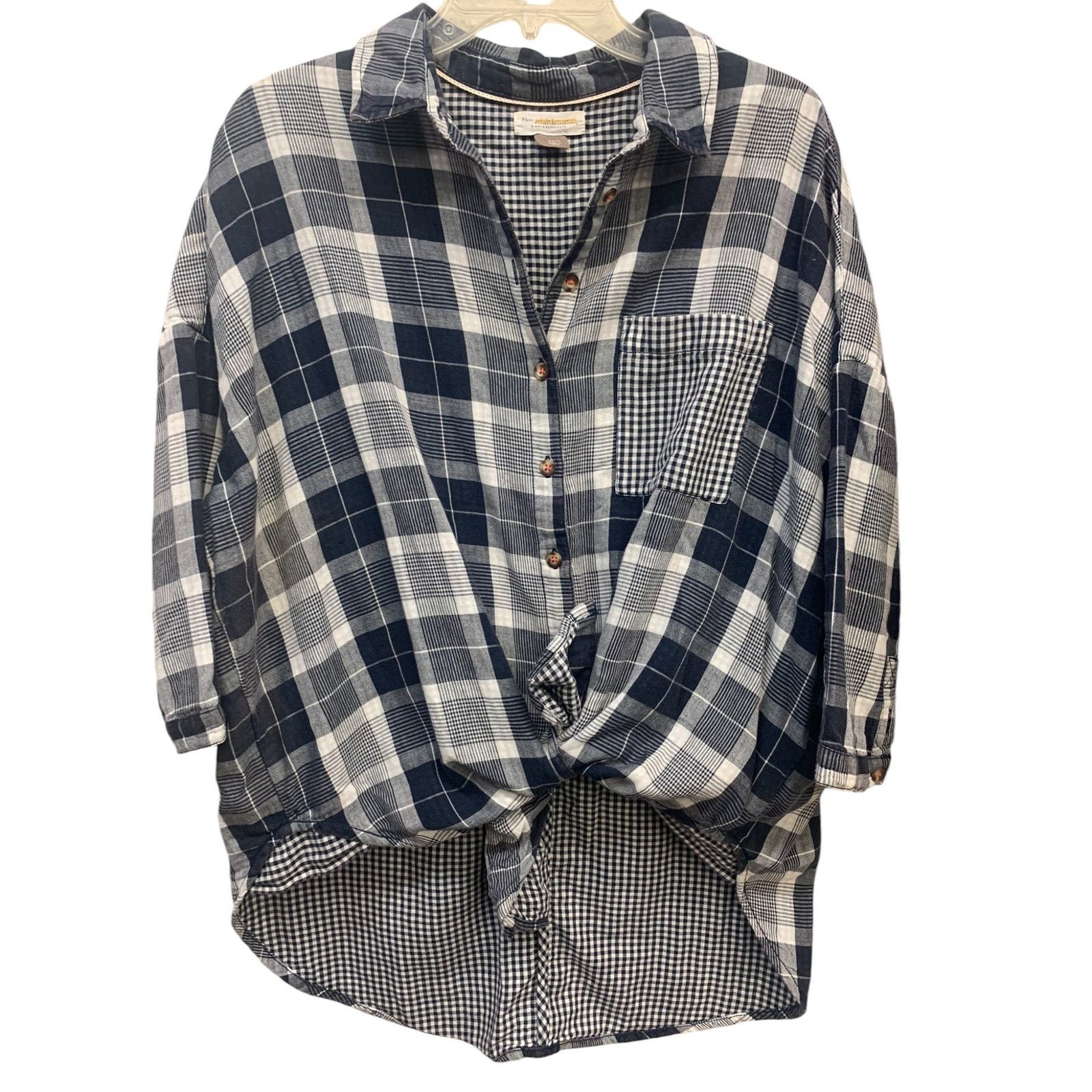 Anthropologie Anthropologie Pilcro Plaid Boyfriend Button Down Shirt SZ S Size S / US 4 / IT 40 - 2 Thumbnail