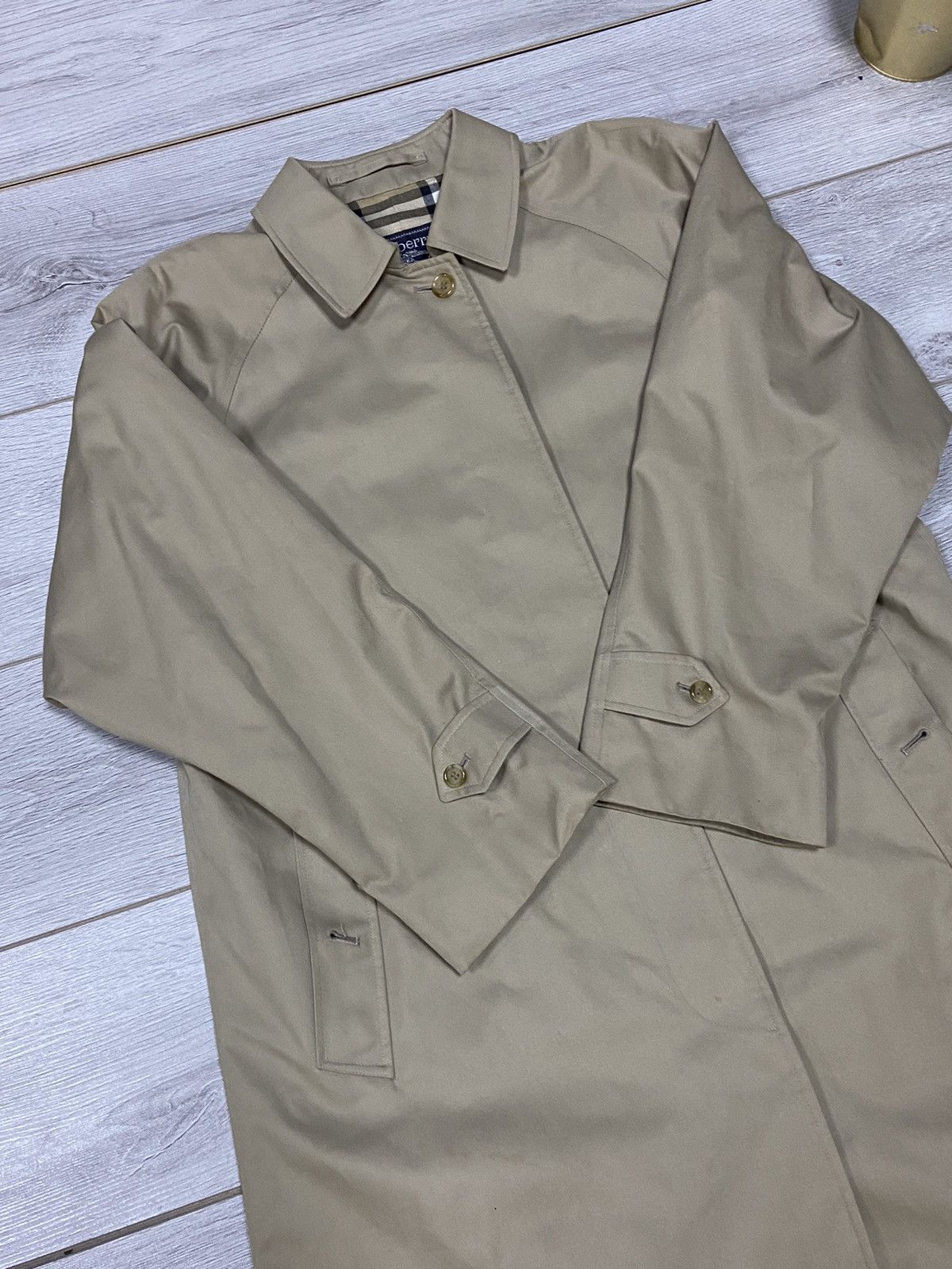 Burberry Burberry vintage trench jacket beige nova check sand Size US L / EU 52-54 / 3 - 13 Thumbnail