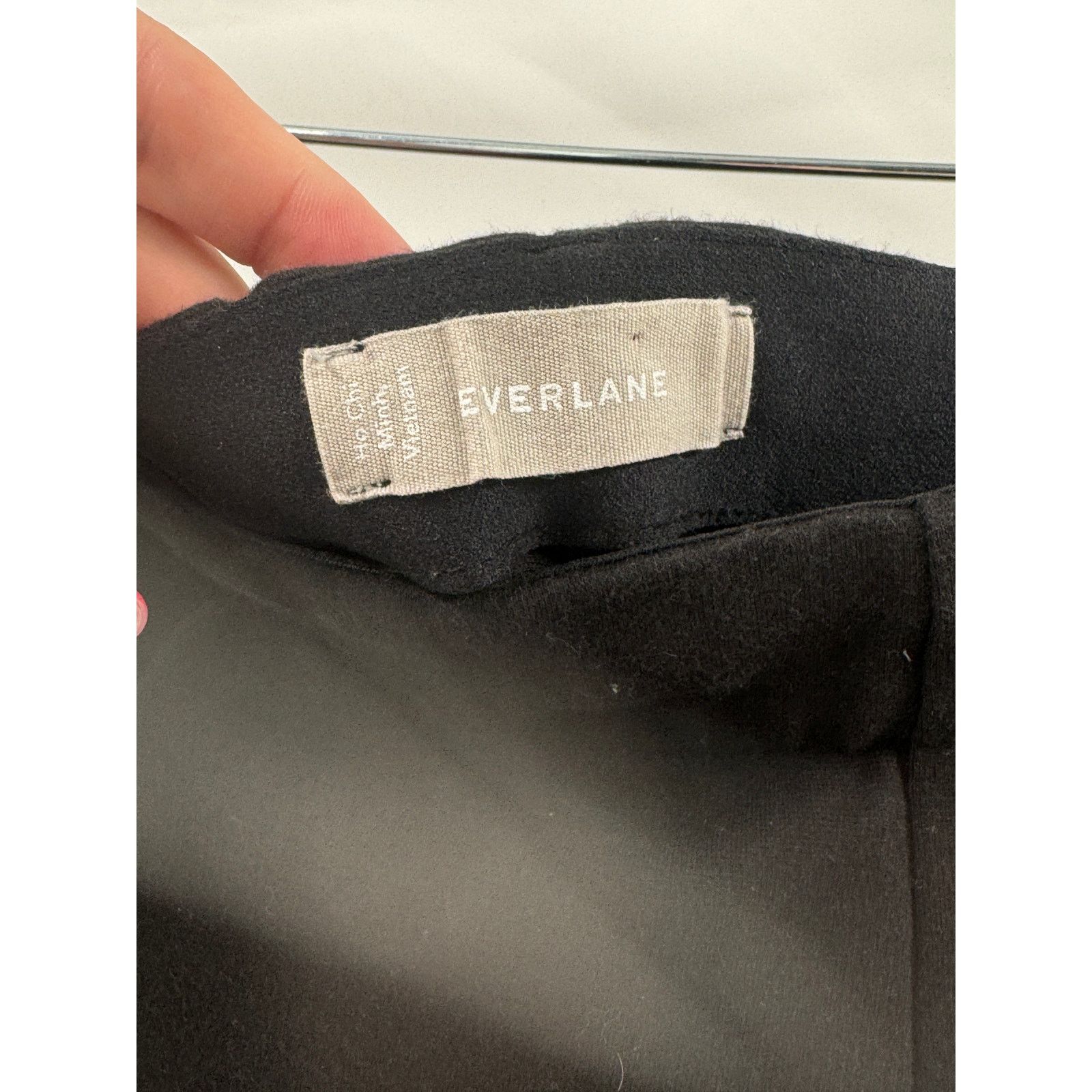 Everlane Everlane Slow Fashion Black Corp Pants Large Pleated Comfy Size 32" / US 10 / IT 46 - 4 Thumbnail