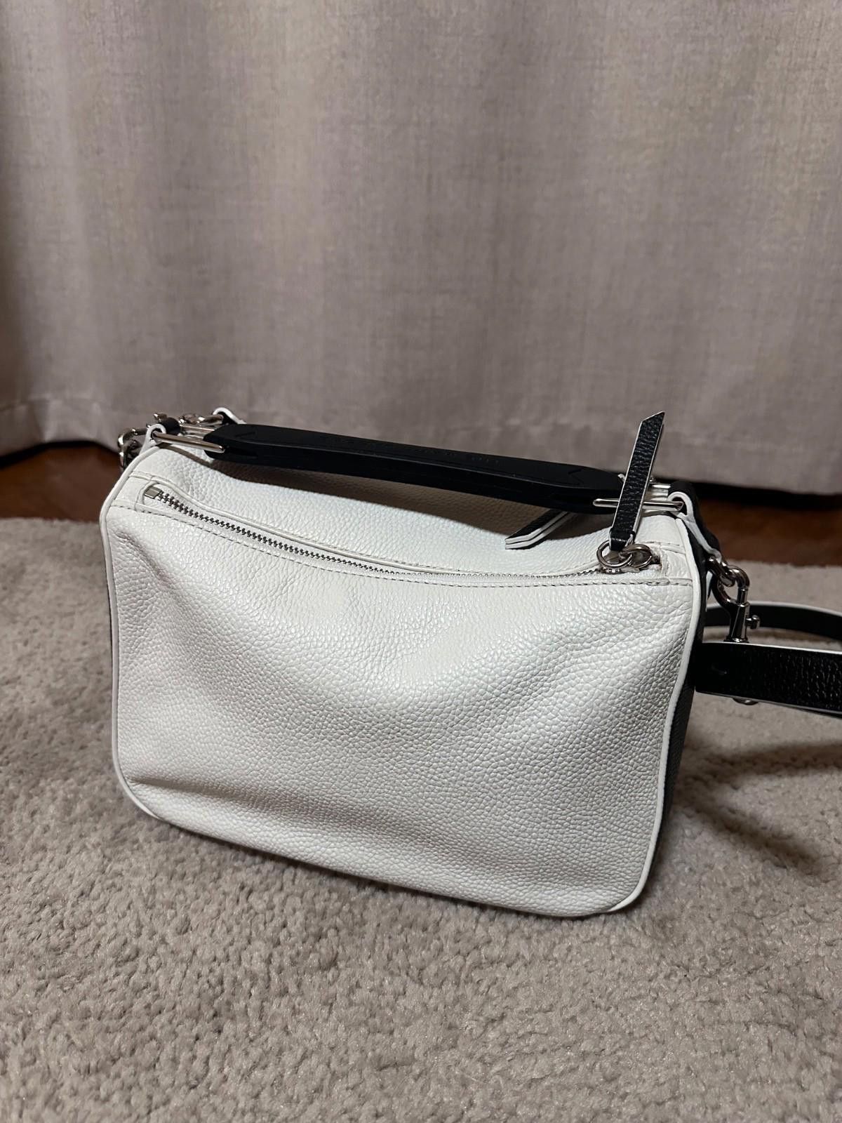 Marc Jacobs Marc Jacobs The Soft Box 23 Crossbody Bag Size ONE SIZE - 3 Thumbnail