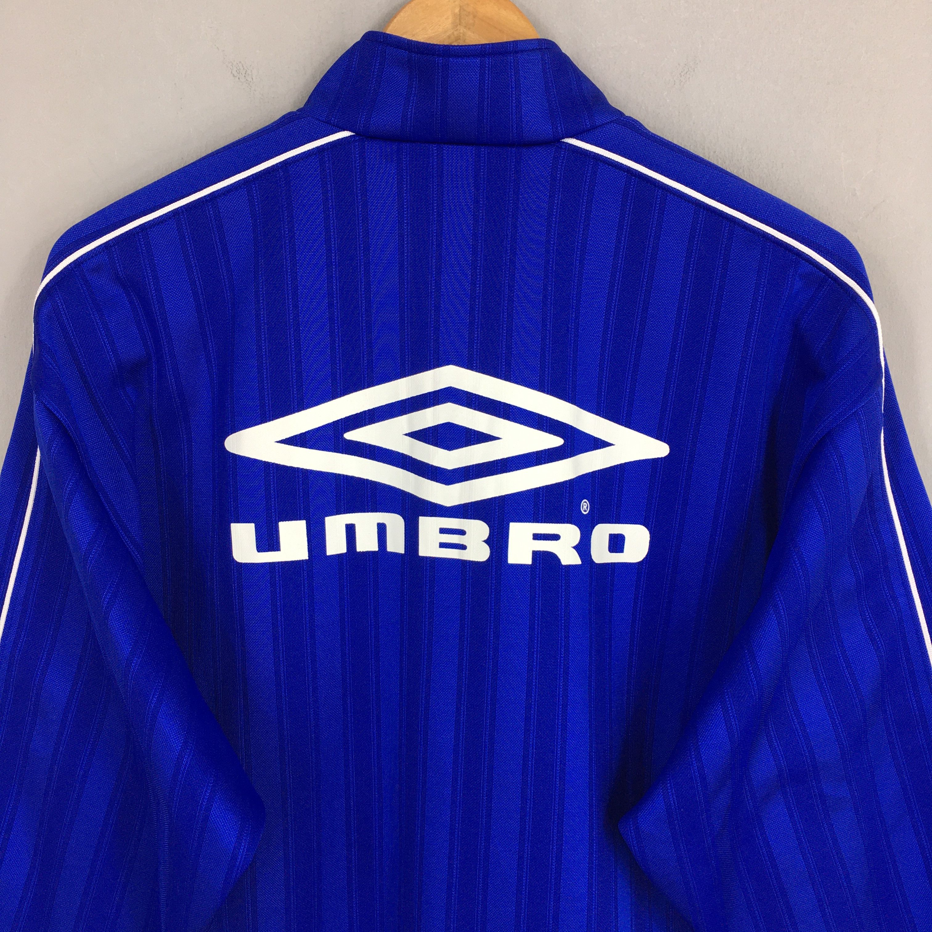Umbro Vintage 90's Umbro Windbreaker Jacket Large Size US L / EU 52-54 / 3 - 2 Thumbnail