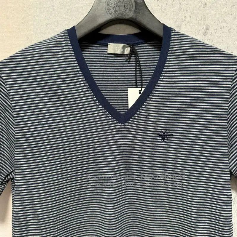 Dior Dior Men's Cotton Logo T-Shirt in Navy . Size US S / EU 44-46 / 1 - 4 Thumbnail