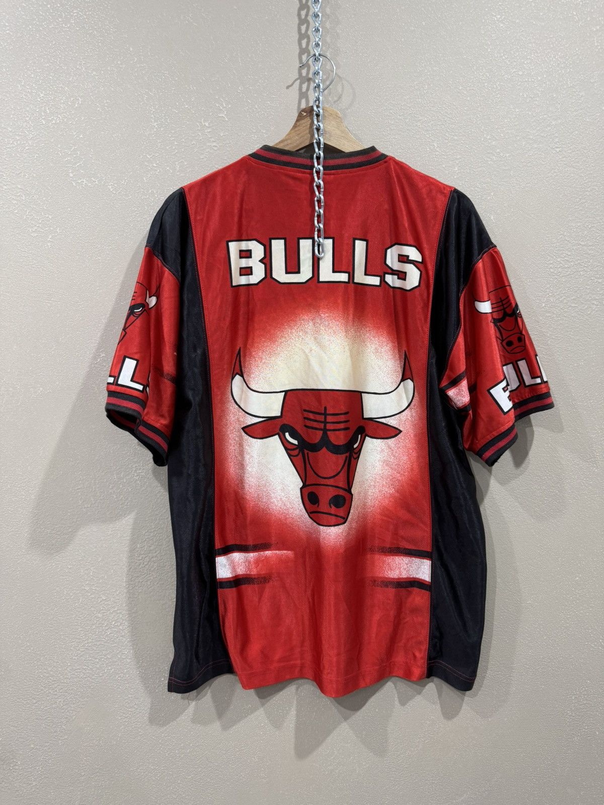 NBA Vintage 90s Chicago bulls tshirt Jersey NBA big logo y2k Size US M / EU 48-50 / 2 - 2 Thumbnail