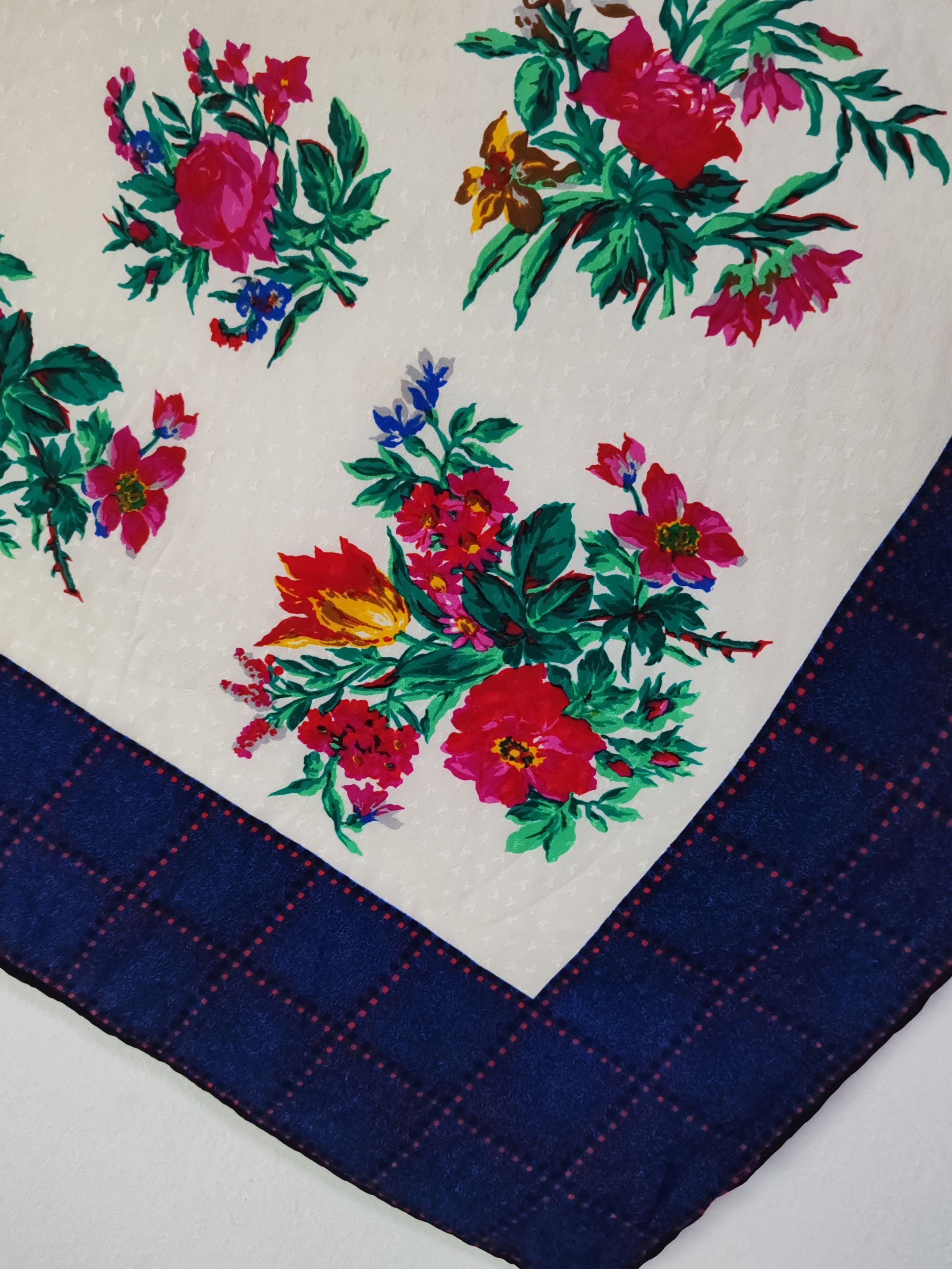 Tiffany & Co. Tiffany & Co Vintage 90cm Silk jacquard floral plaid Size ONE SIZE - 6 Thumbnail