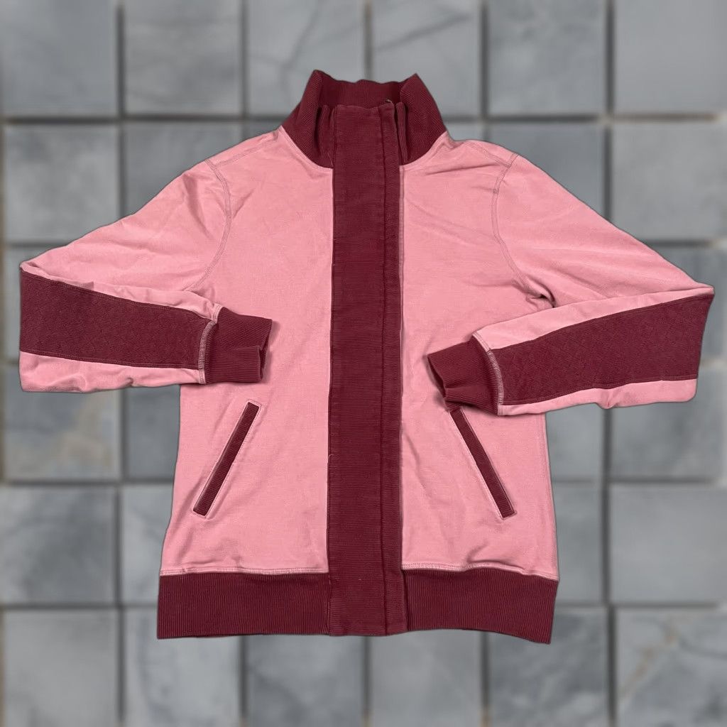 Lululemon VINTAGE Lululemon Jacket Women’s 6 Red Slalom Full Zip Quilted Athletic Jacket Pockets Logo Size M / US 6-8 / IT 42-44 - 1 Thumbnail