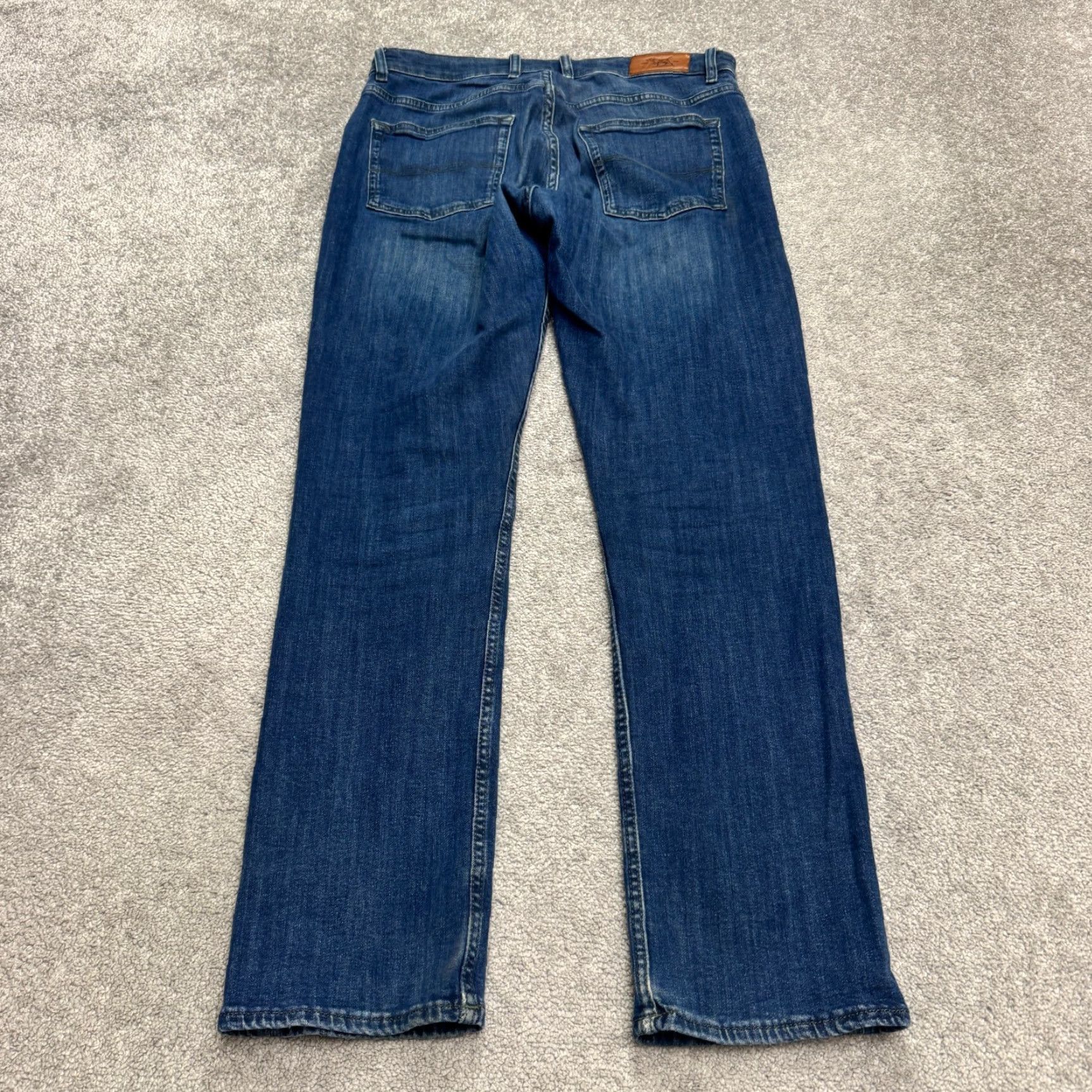 Rodd & Gunn Rodd & Gunn Jeans Mens 32 Blue Cotton Denim Straight Leg Relaxed Fit Regular 5-Pocket City Grunge Vintage No Size US 32 / EU 48 - 2 Thumbnail
