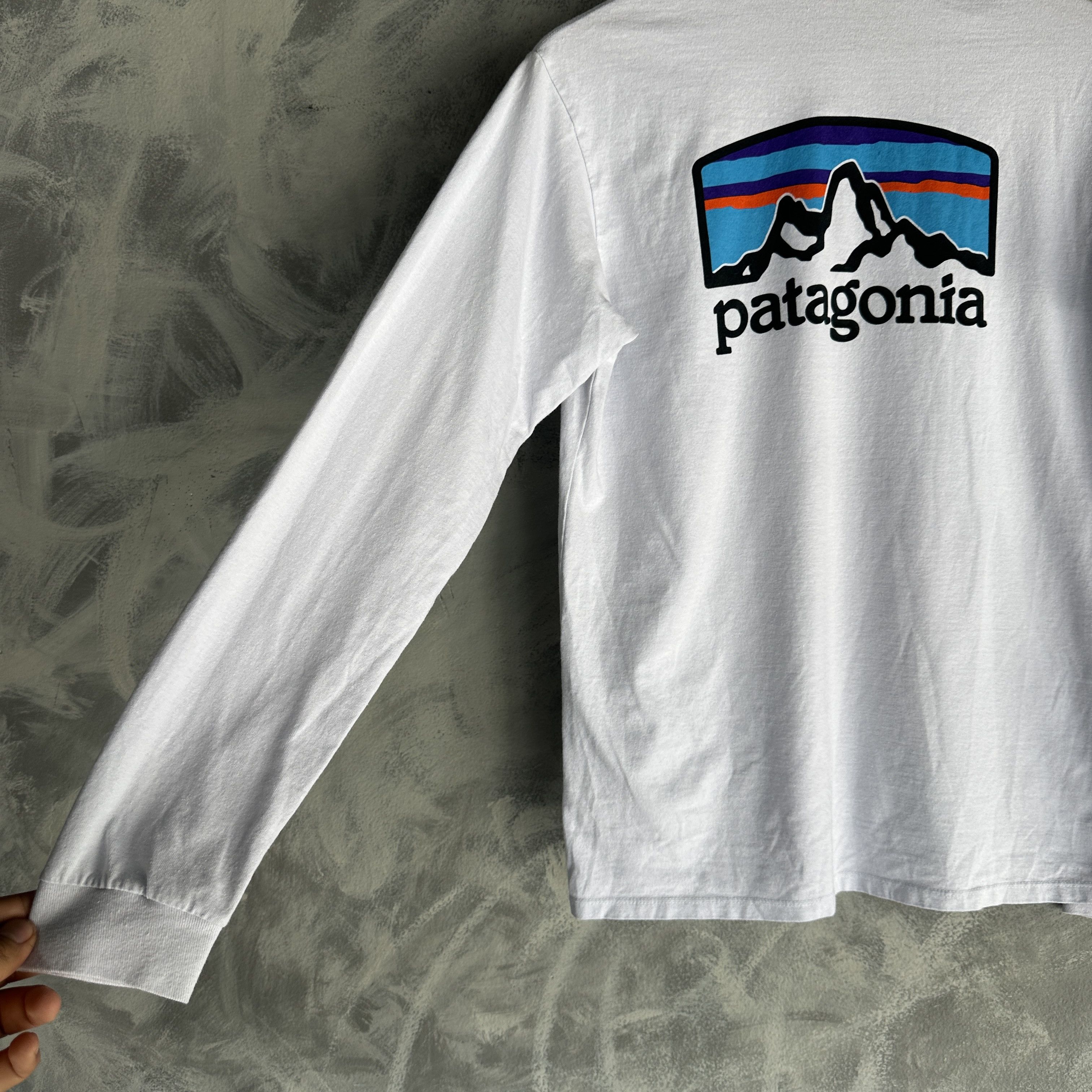 Patagonia Patagonia Responsibili-tee Men’s T-Shirt Long Sleeve P-6 Size US XS / EU 42 / 0 - 3 Thumbnail
