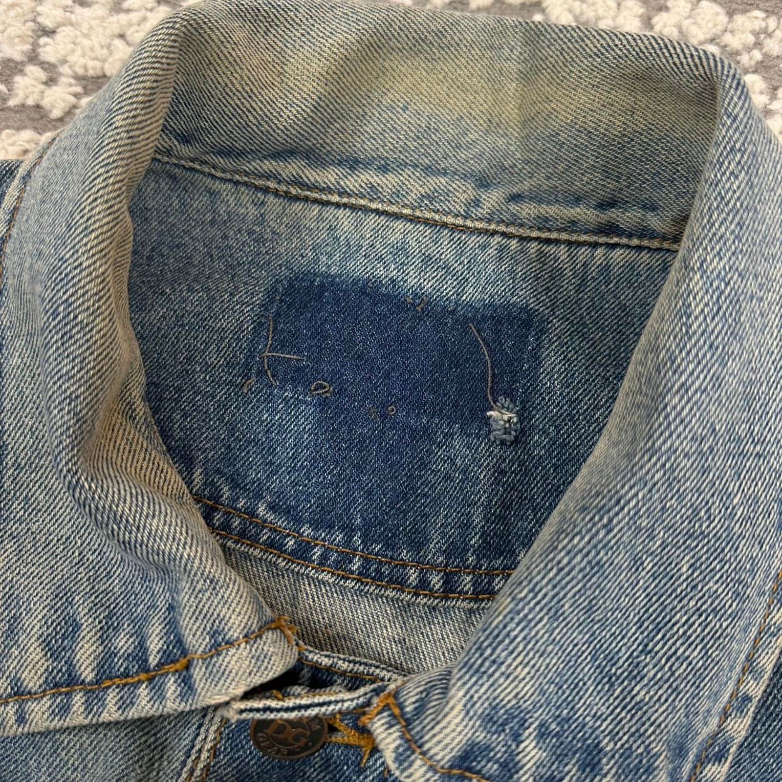 Vintage Vintage Distressed Denim Trucker Jacket Size US XL / EU 56 / 4 - 4 Thumbnail