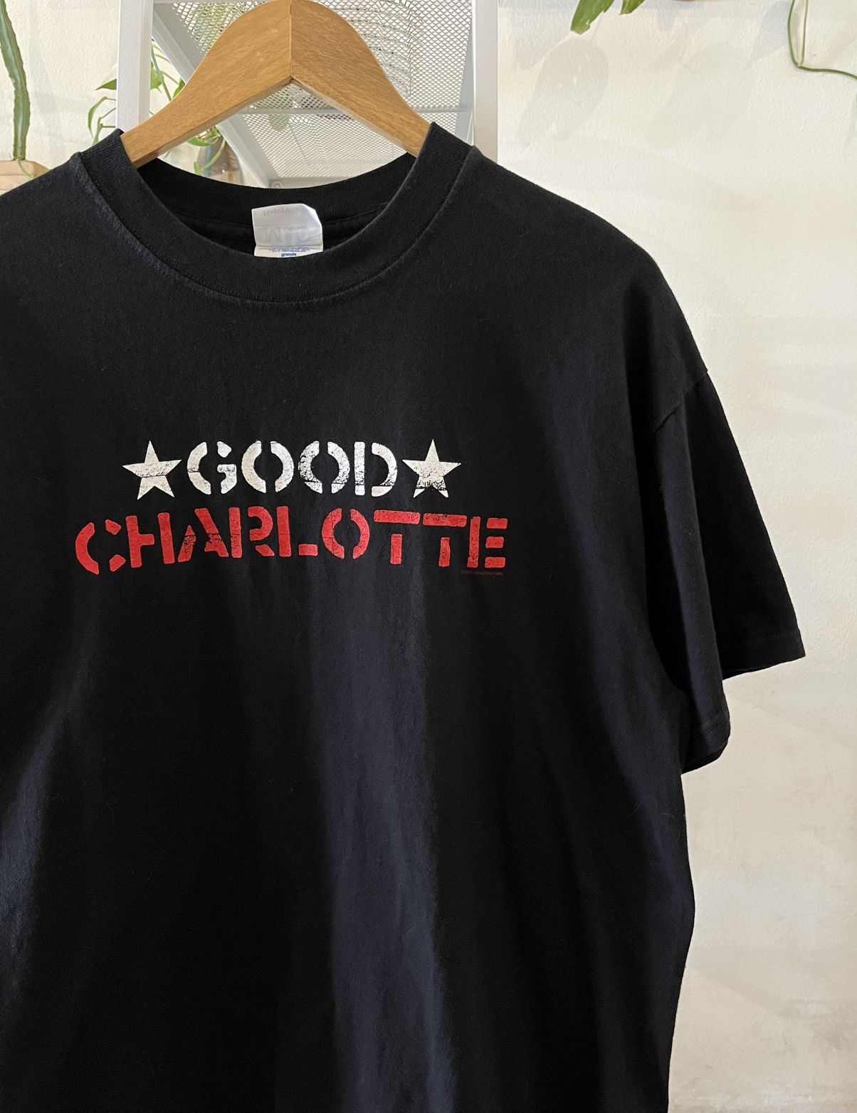 Band Tees 2000s Good Charlotte tshirt band tee Size US L / EU 52-54 / 3 - 1 Thumbnail