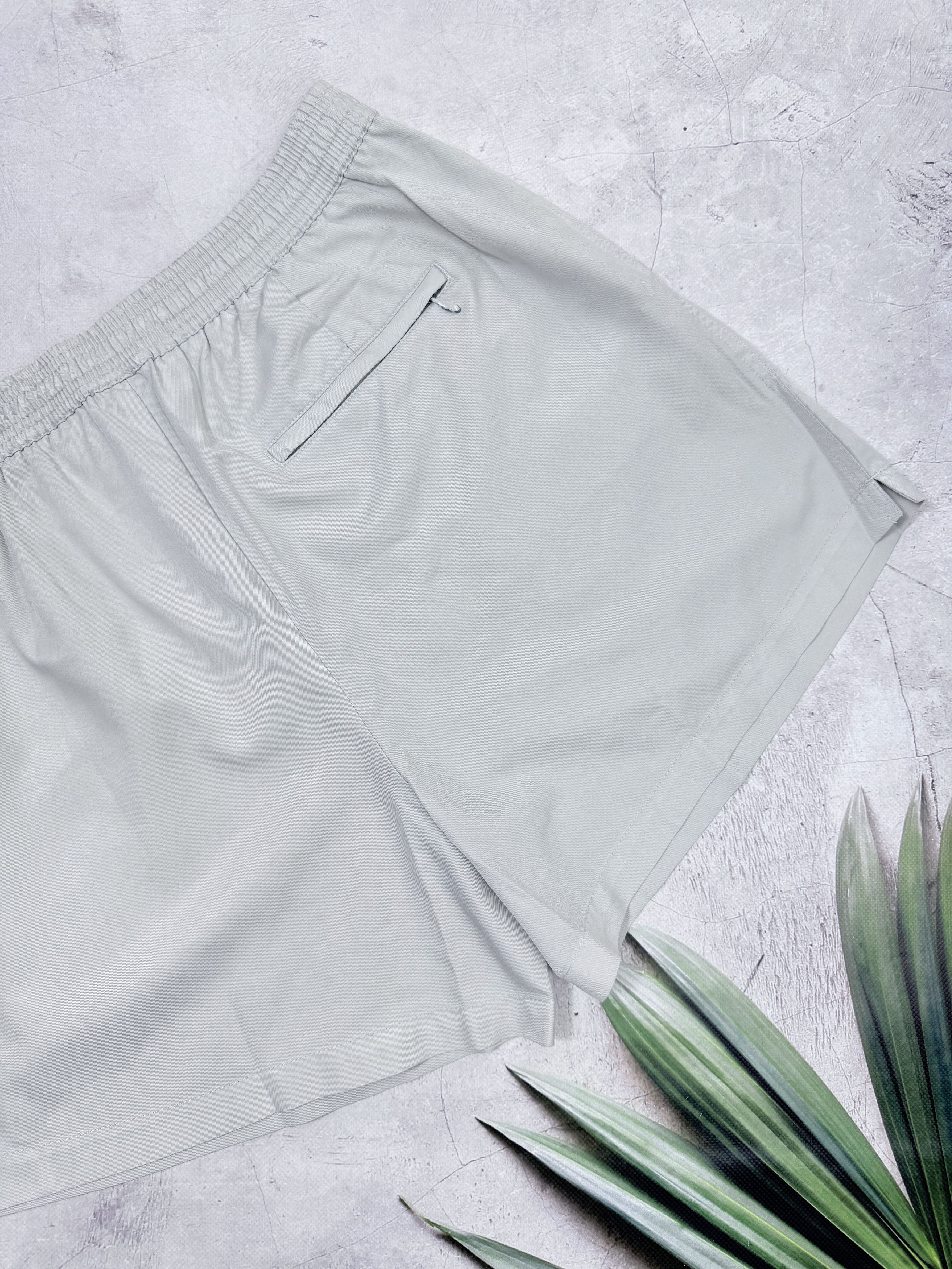 Nike × Vintage Vintage Nike Challenge Court Tennis Shorts Size US 36 / EU 52 - 20 Thumbnail
