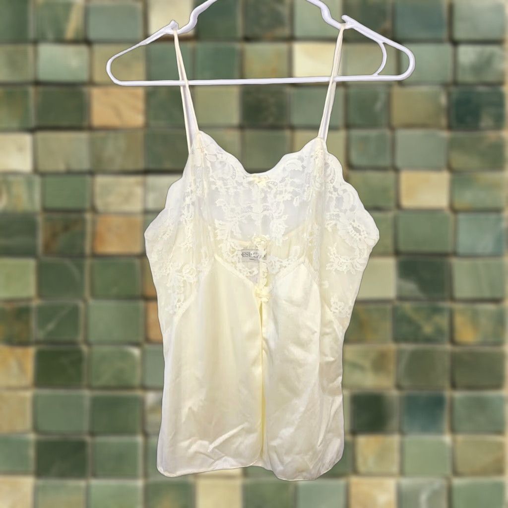 Vintage VINTAGE Bestform Lingerie One Piece Lace Yellow Nightie Shirt Tank Top Small S Nylon 1990s Womens Size S / US 4 / IT 40 - 1 Thumbnail