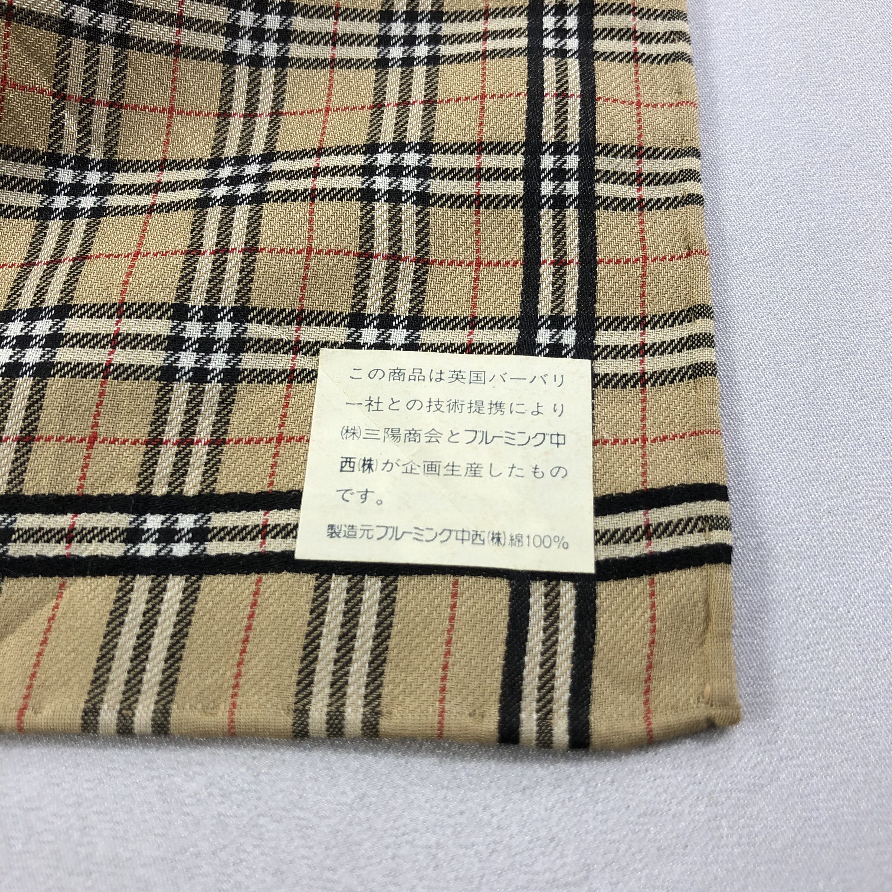 Burberry Burberrys Nova Check Handkerchief Neckerchief Bandana H1961 Size ONE SIZE - 5 Thumbnail