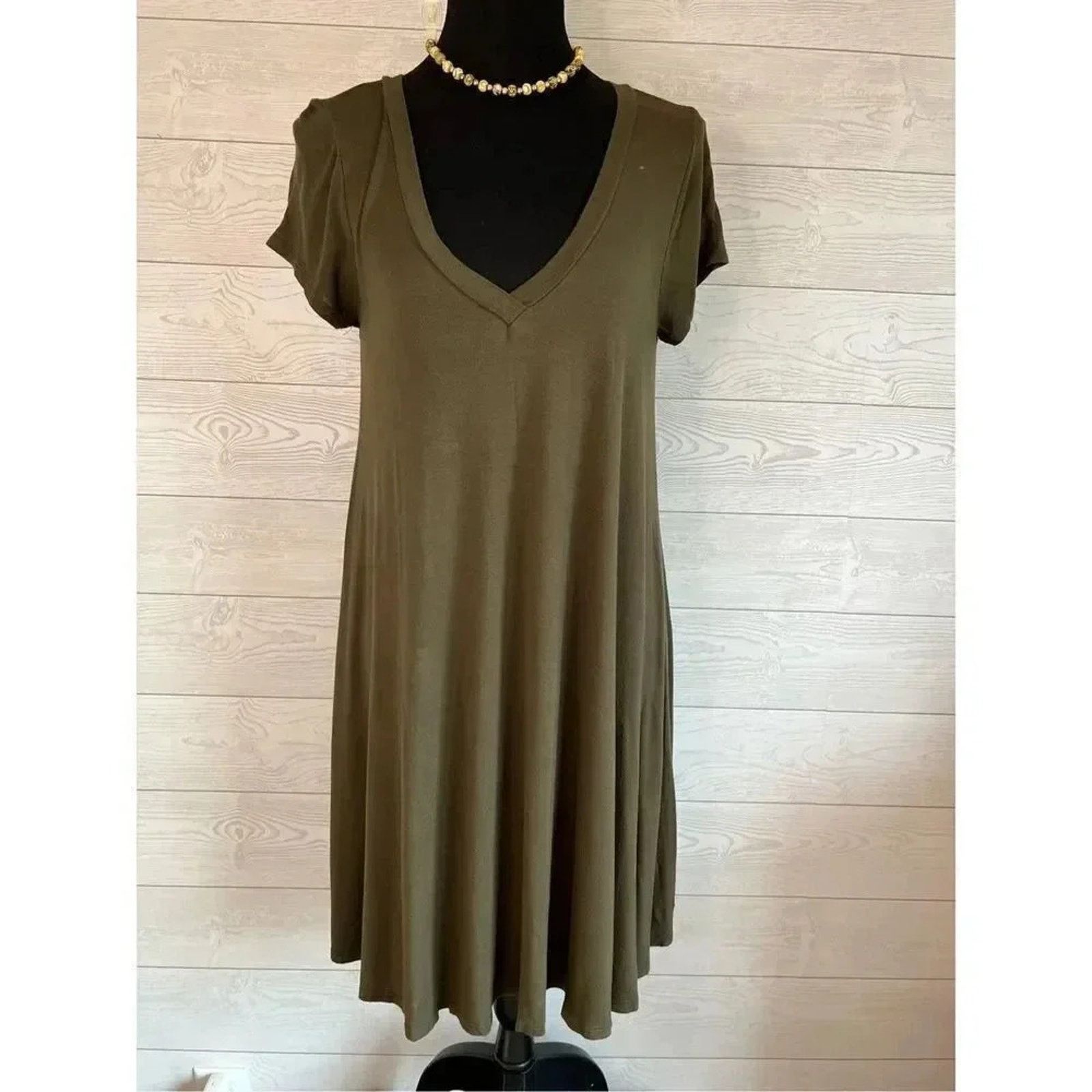 Other Charlotte Russe olive green swing dress size small Size S / US 4 / IT 40 - 1 Thumbnail
