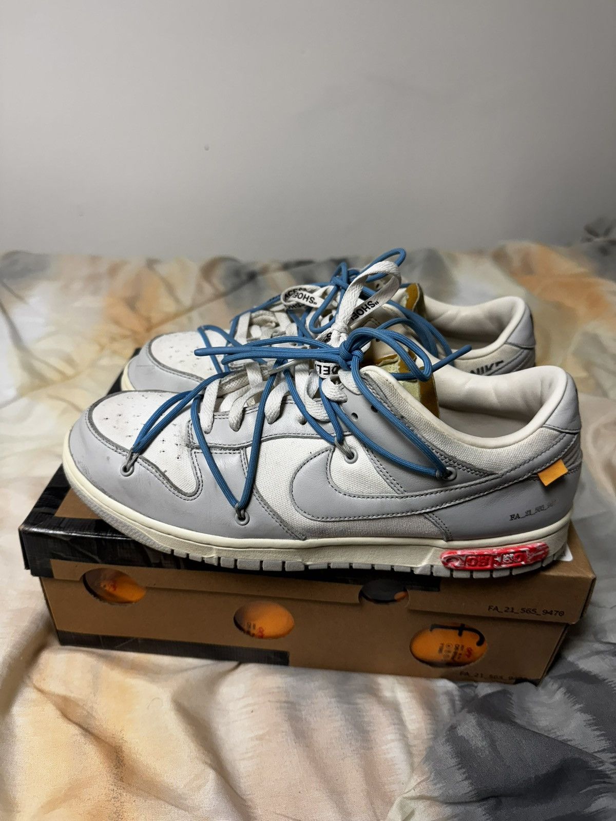 Nike × Off-White Nike Dunk Low Off-White Lot 5 Size US 11.5 / EU 44-45 - 1 Thumbnail