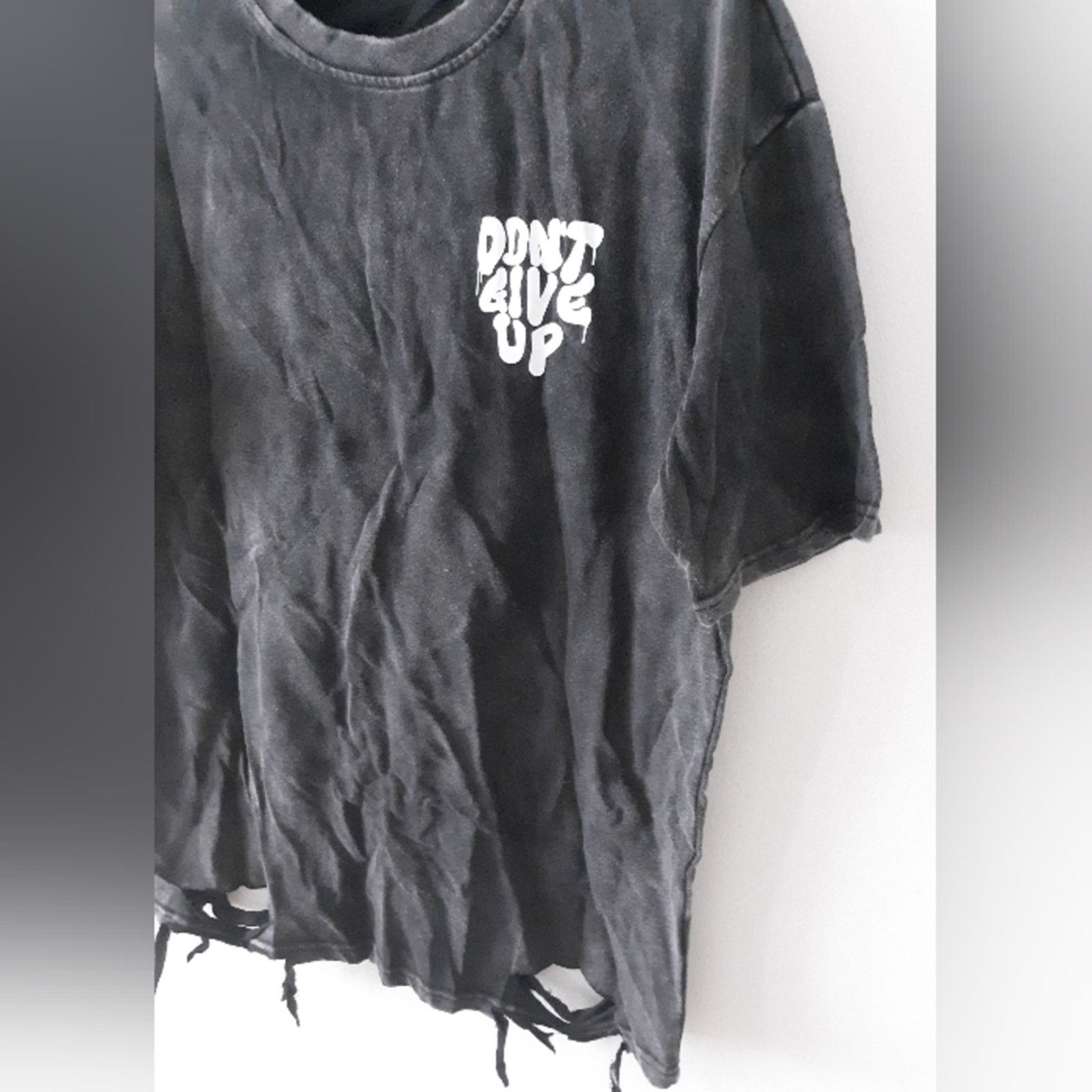 Other Ripped Don't Give Up Tee Size US M / EU 48-50 / 2 - 4 Thumbnail