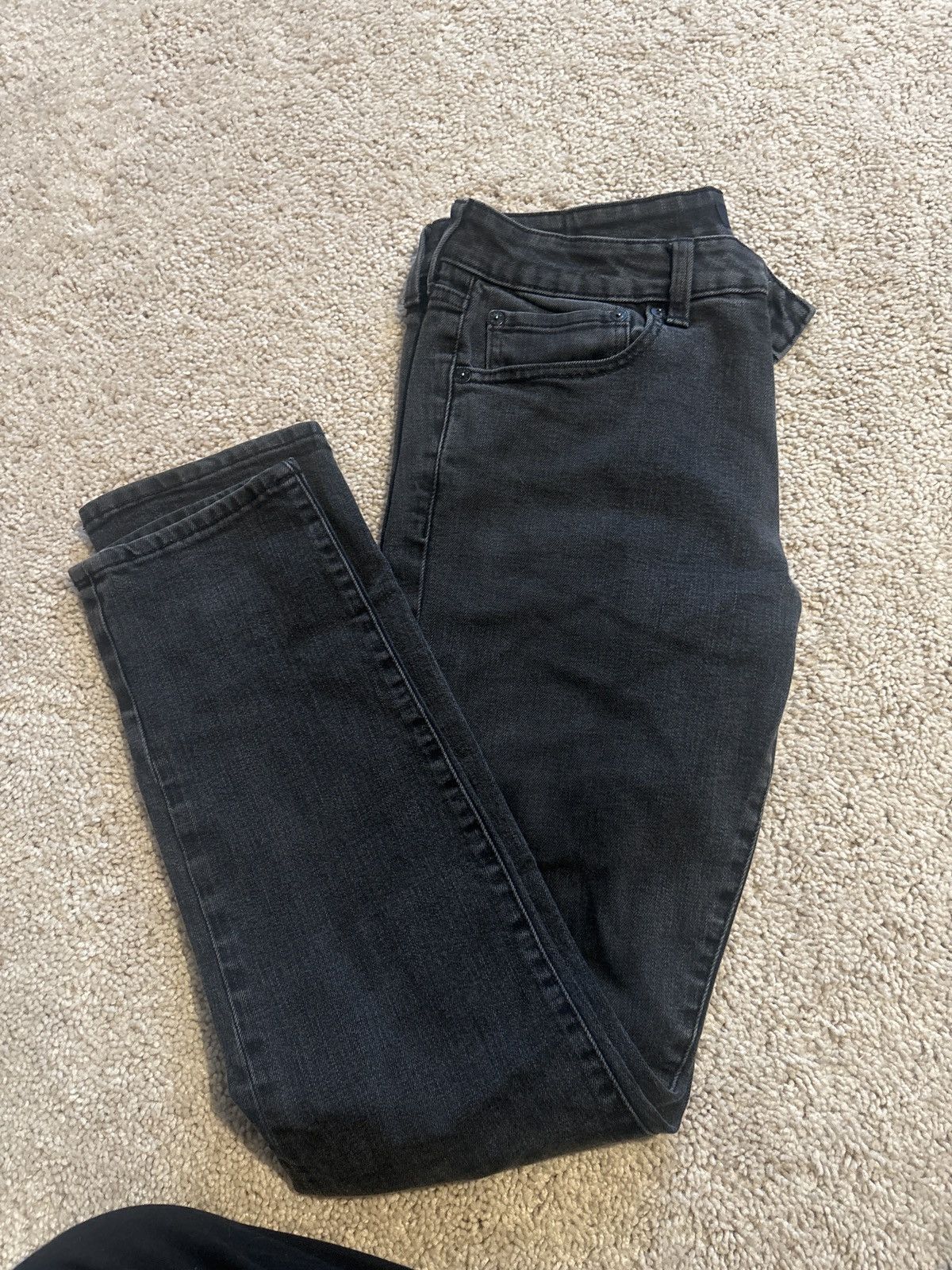 Aeropostale Grey/Black Skinny Jeans Size US 32 / EU 48 - 2 Thumbnail