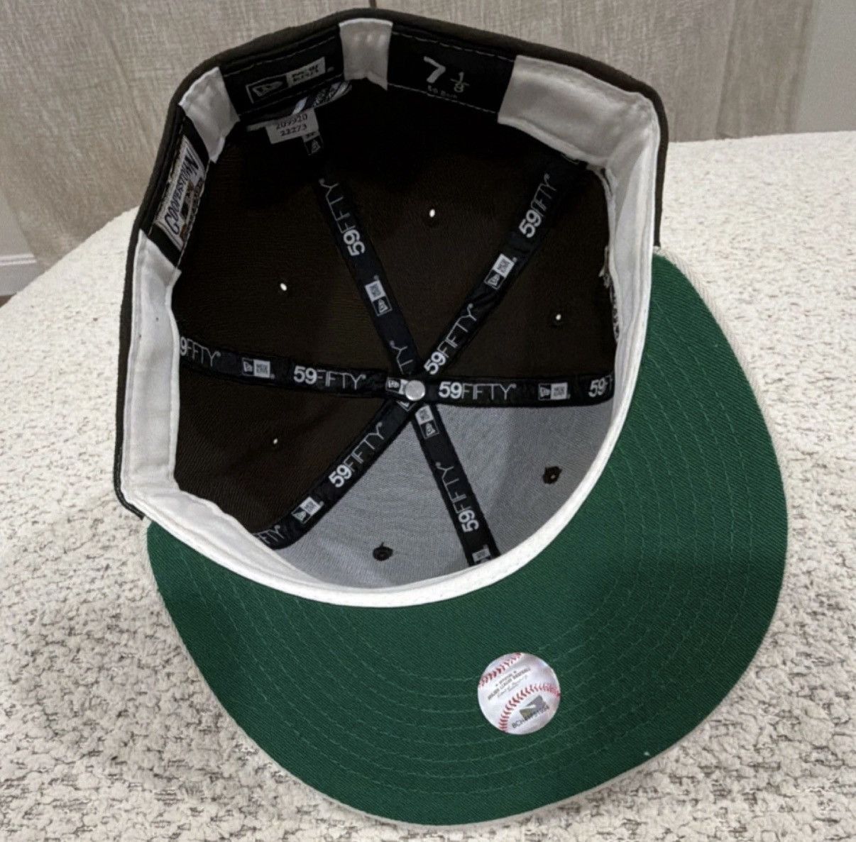 New Era “SNICKERS” Seattle Mariners 2001 All-Star Game Sz 7 1/8 Size ONE SIZE - 4 Thumbnail