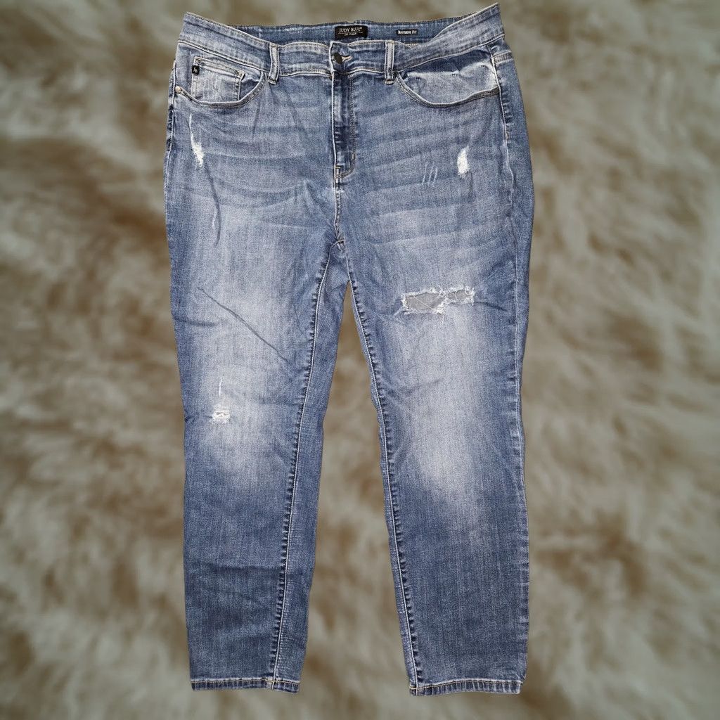 Vintage Judy Blue Jeans Womens 22W High Rise Boyfriend Distressed JB8275MD Size 40" / US 18 - 1 Thumbnail