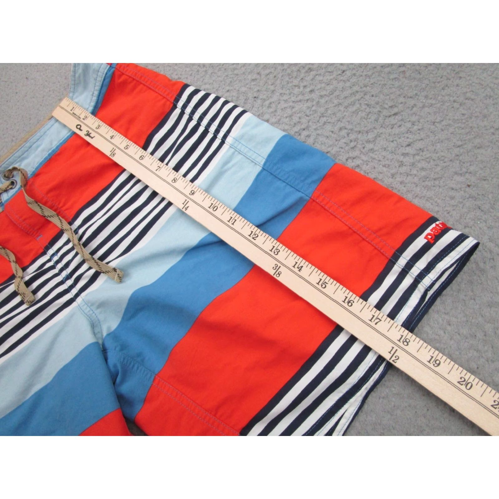Patagonia Patagonia Shorts Mens 32 Blue Orange Striped Board Shorts Trunks Swim Size US 32 / EU 48 - 3 Thumbnail