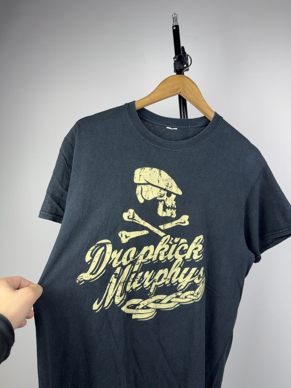 Band Tees Vintage 00s Dropkick Murphys Skull & Ship Tour T-Shirt Black Size US M / EU 48-50 / 2 - 4 Thumbnail