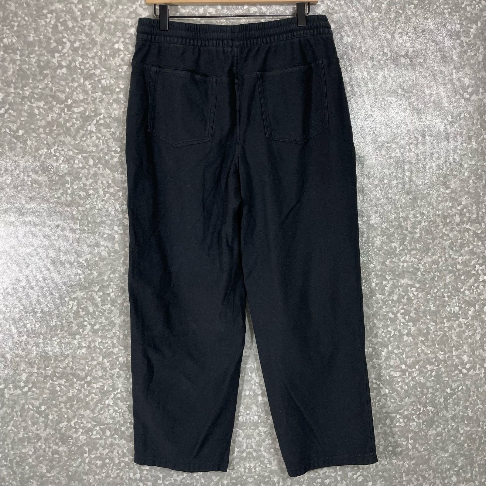 Athleta Athleta Women's Black Straight Leg Sweatpants - Size Medium Size 30" / US 8 / IT 44 - 7 Thumbnail
