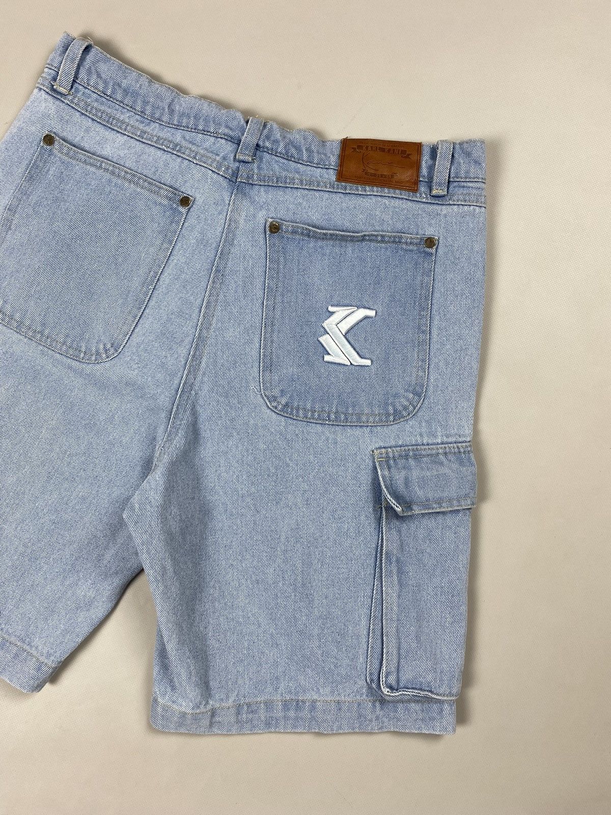 Karl Kani Karl Kani men’s Cargo denim Rap Baggy shorts size M Size US 32 / EU 48 - 21 Thumbnail