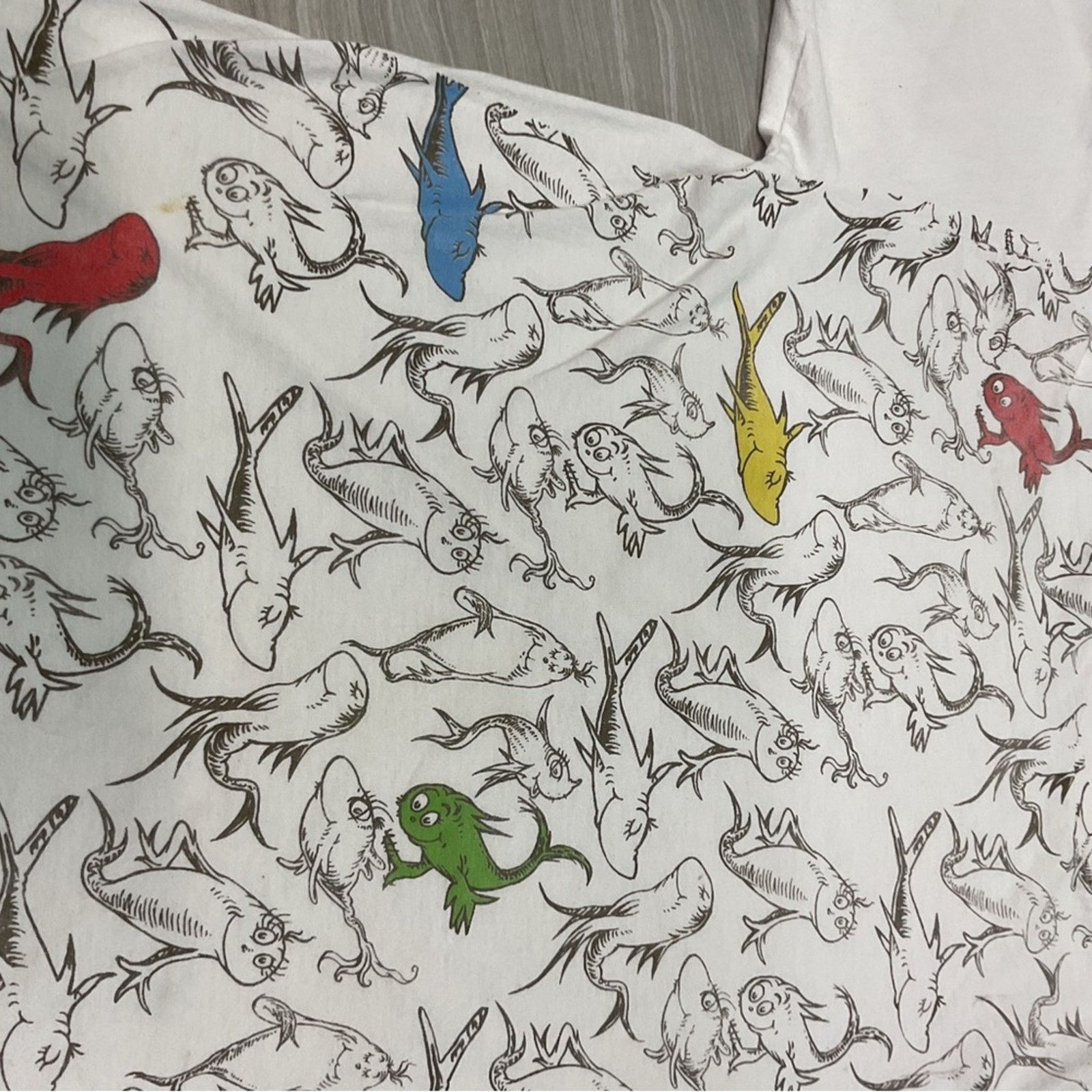 Vintage Vintage Y2K Dr. Seuss One Fish Two Fish Blue Fish T-Shirt Size US L / EU 52-54 / 3 - 7 Thumbnail
