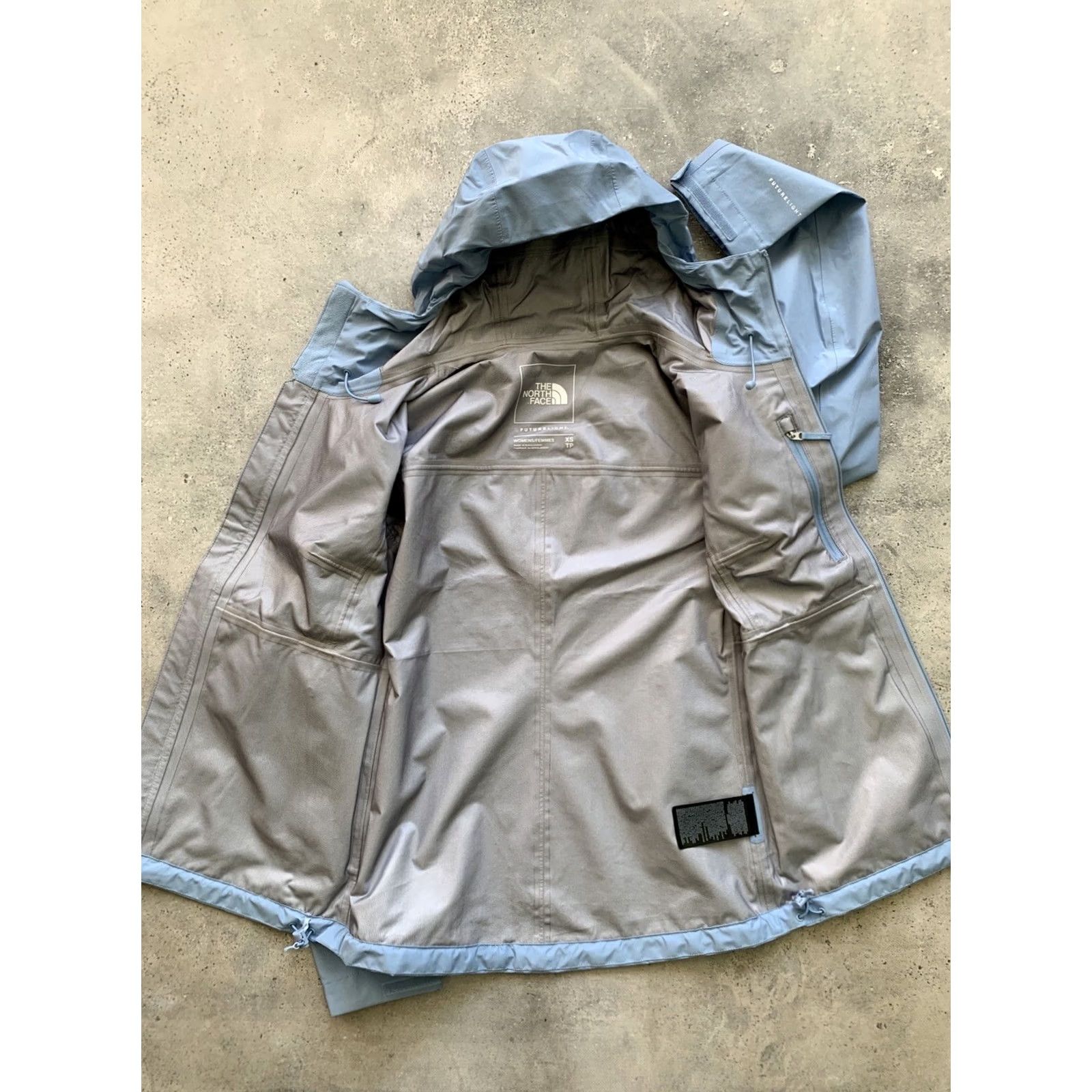 The North Face THE NORTH FACE DRYZZLE FUTURELIGHT JACKET WOMEN'S XS BLUE ZIP FULL ZIP OUTER SHELL SOFTSHELL CUSHION RAIN COAT FALL SPRING WINTER Womens Size XS / US 0-2 / IT 36-38 - 7 Thumbnail