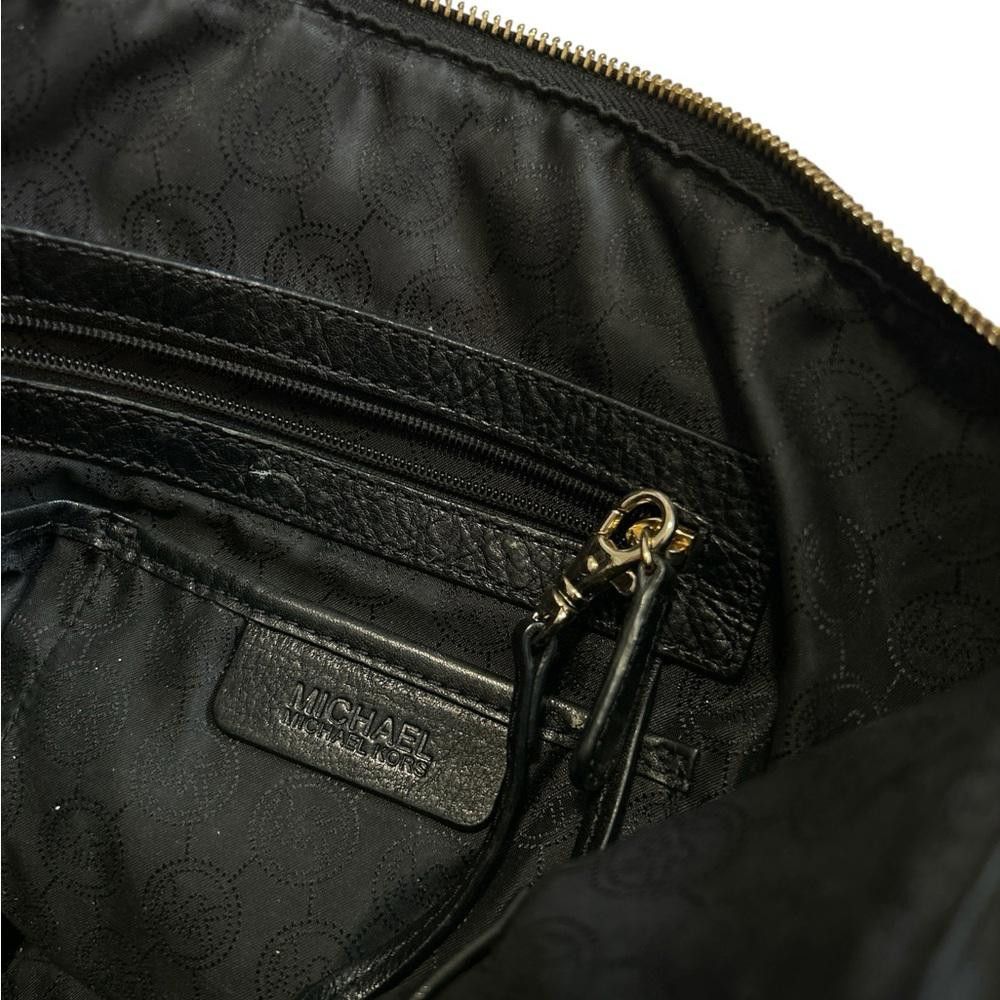 Michael Kors Michael Kors Black Signature Tote Bag Size ONE SIZE - 6 Thumbnail