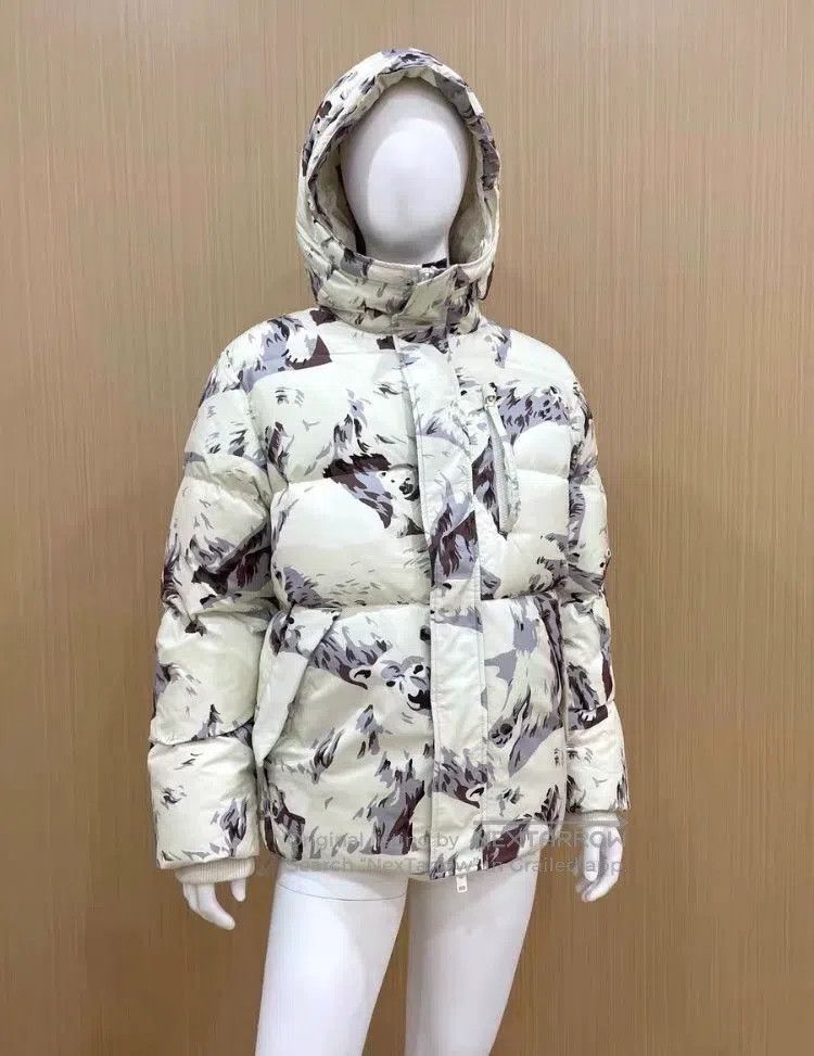 Kenzo Kenzo Polar Bear Down Jacket Size M / US 6-8 / IT 42-44 - 1 Thumbnail