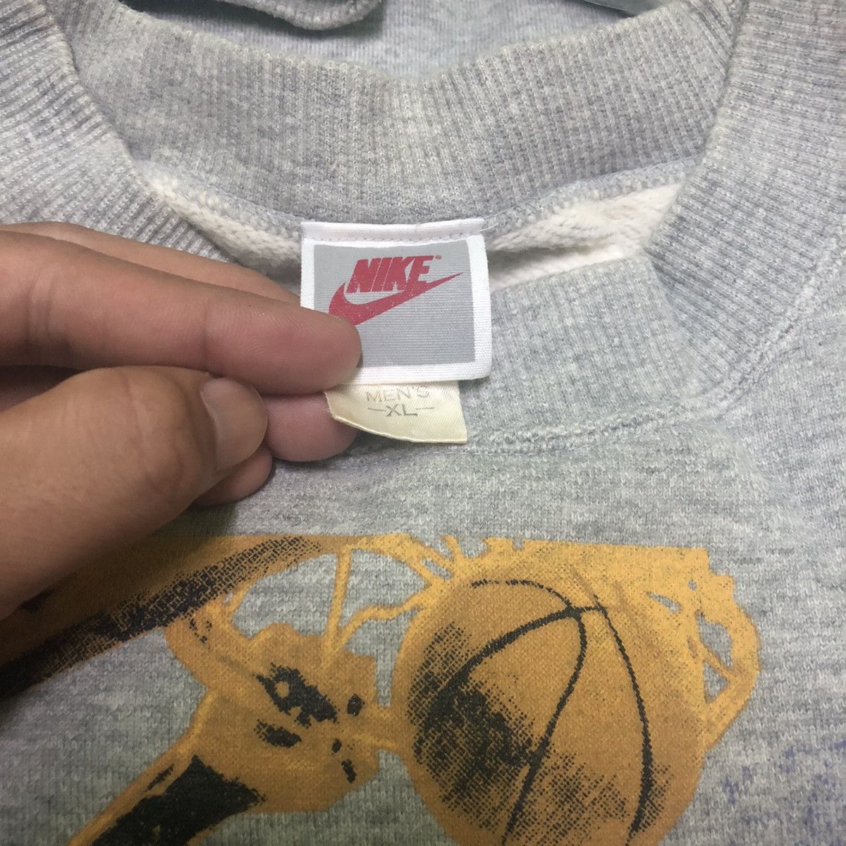 Jordan Brand Rare!! Vintage 90’s Nike Air Jordan Sweatshirt Pullover Size US XL / EU 56 / 4 - 7 Thumbnail
