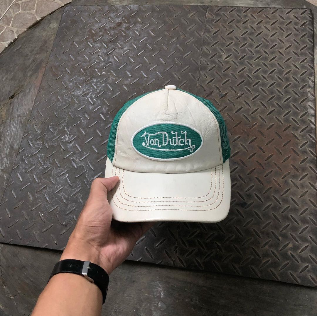 Von Dutch Vintage Vondutch Green-White Leather Spell Out Trucker Hat Size ONE SIZE - 5 Thumbnail