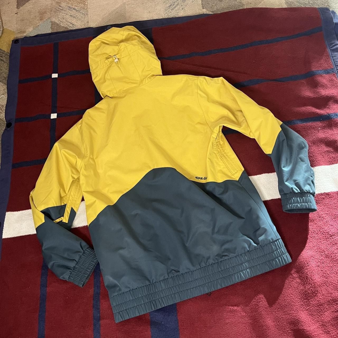 Nike Nike SB Kampai 6.0 Snowboarding Jacket Yellow Blue Size US L / EU 52-54 / 3 - 7 Thumbnail