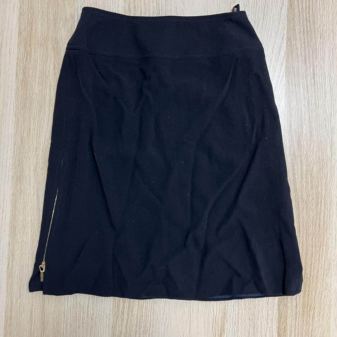 Chanel Chanel Women's Skirt Size 28" / US 6 / IT 42 - 1 Thumbnail