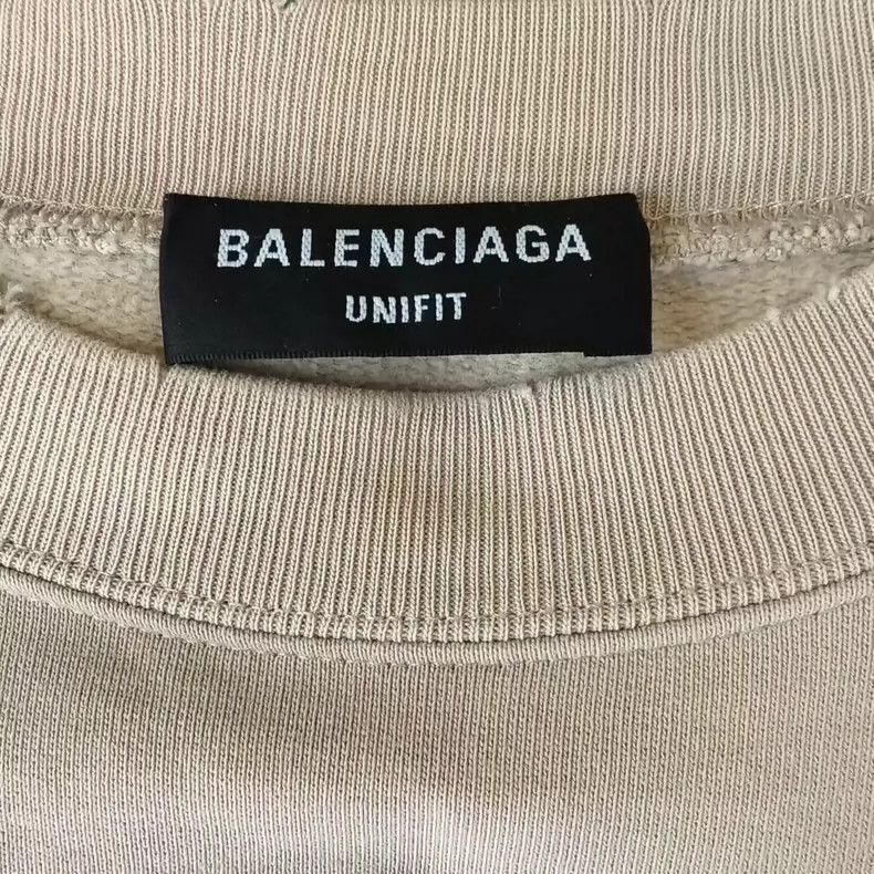 Balenciaga Balenciaga Lny Tiger Logo Embroidered Vintage Fleece Round Size US M / EU 48-50 / 2 - 3 Thumbnail