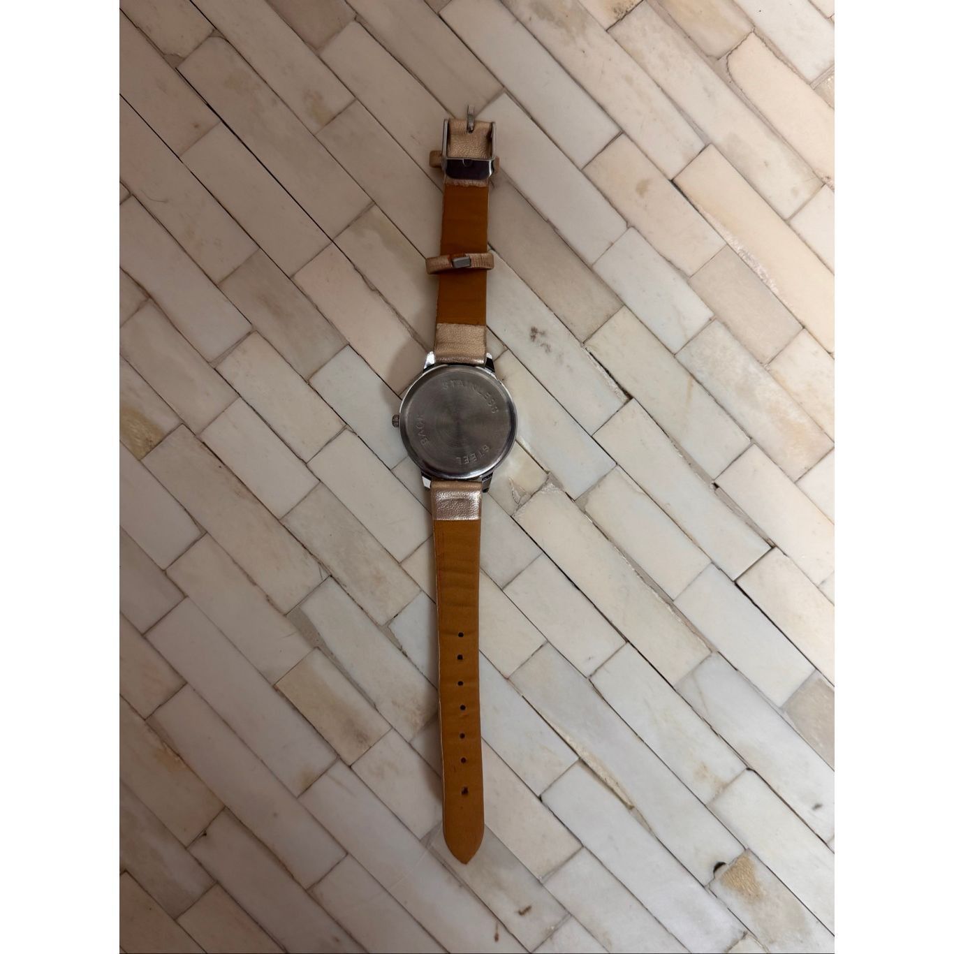 Other Gold Pineapple Watch – Cute Fashion Accessory, Stainless Steel Back, Adjustable Strap Size ONE SIZE - 2 Thumbnail