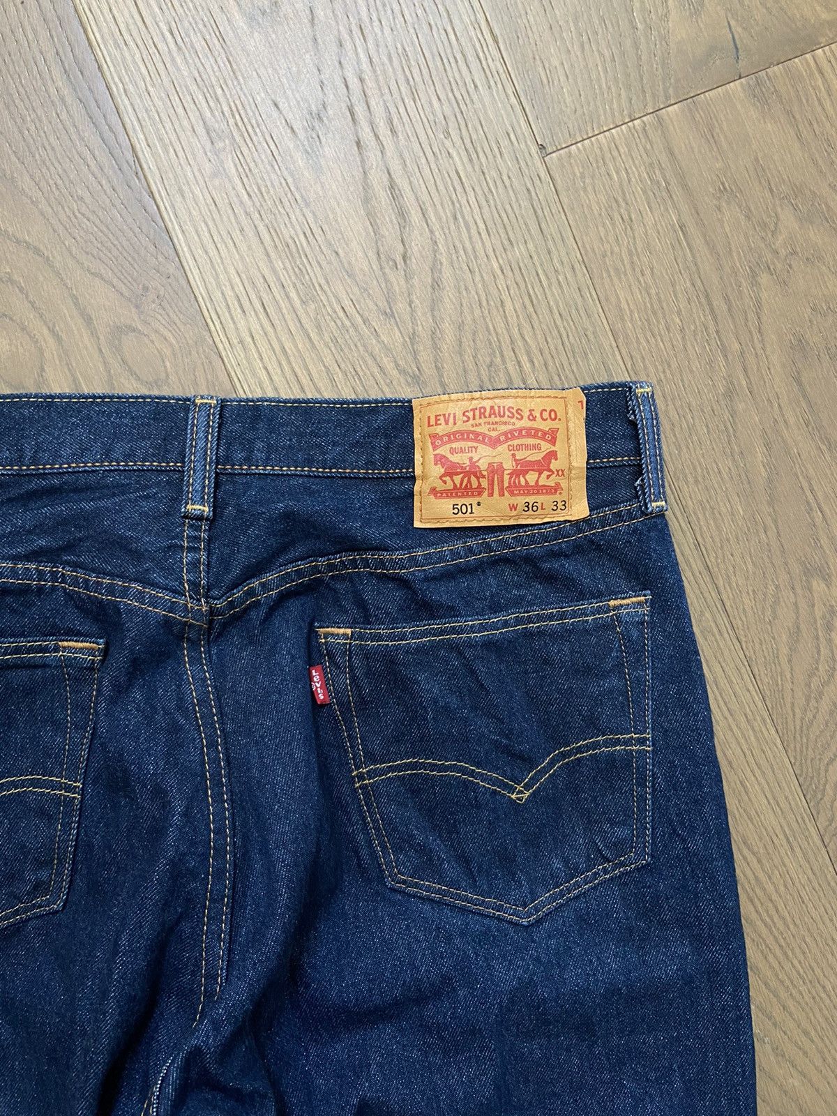 Levi's × Vintage Levi’s 501 Raw Denim Jeans Size US 34 / EU 50 - 6 Thumbnail