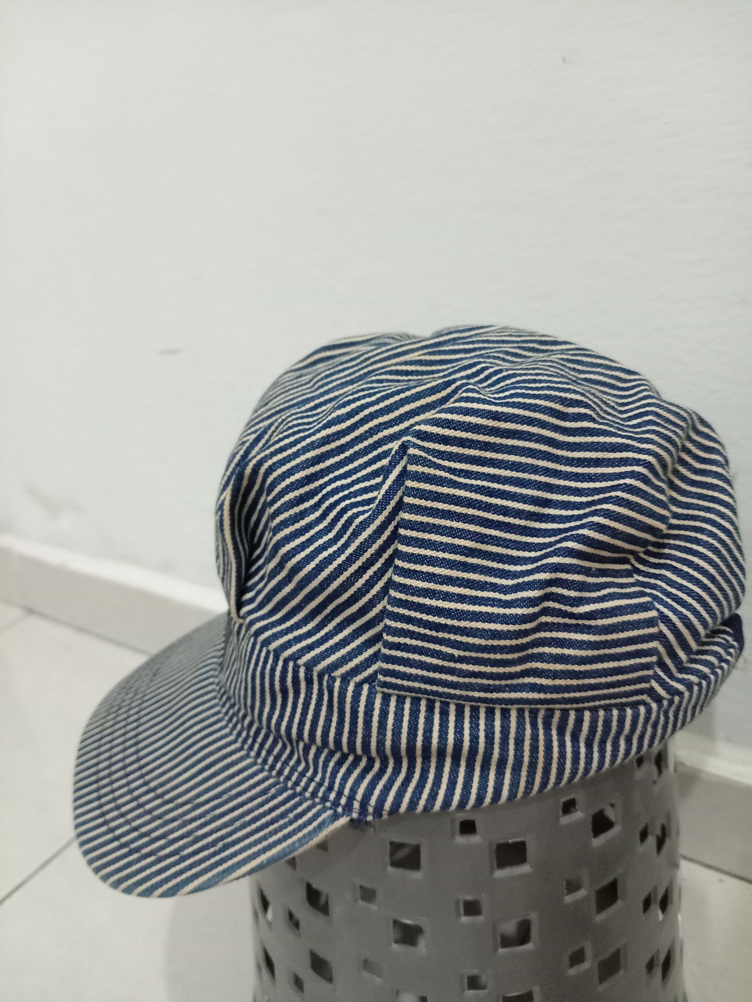 Oshkosh × Vintage Vintage OshKosh B'Gosh Hat Stripe Conductor's railroad Size ONE SIZE - 5 Thumbnail