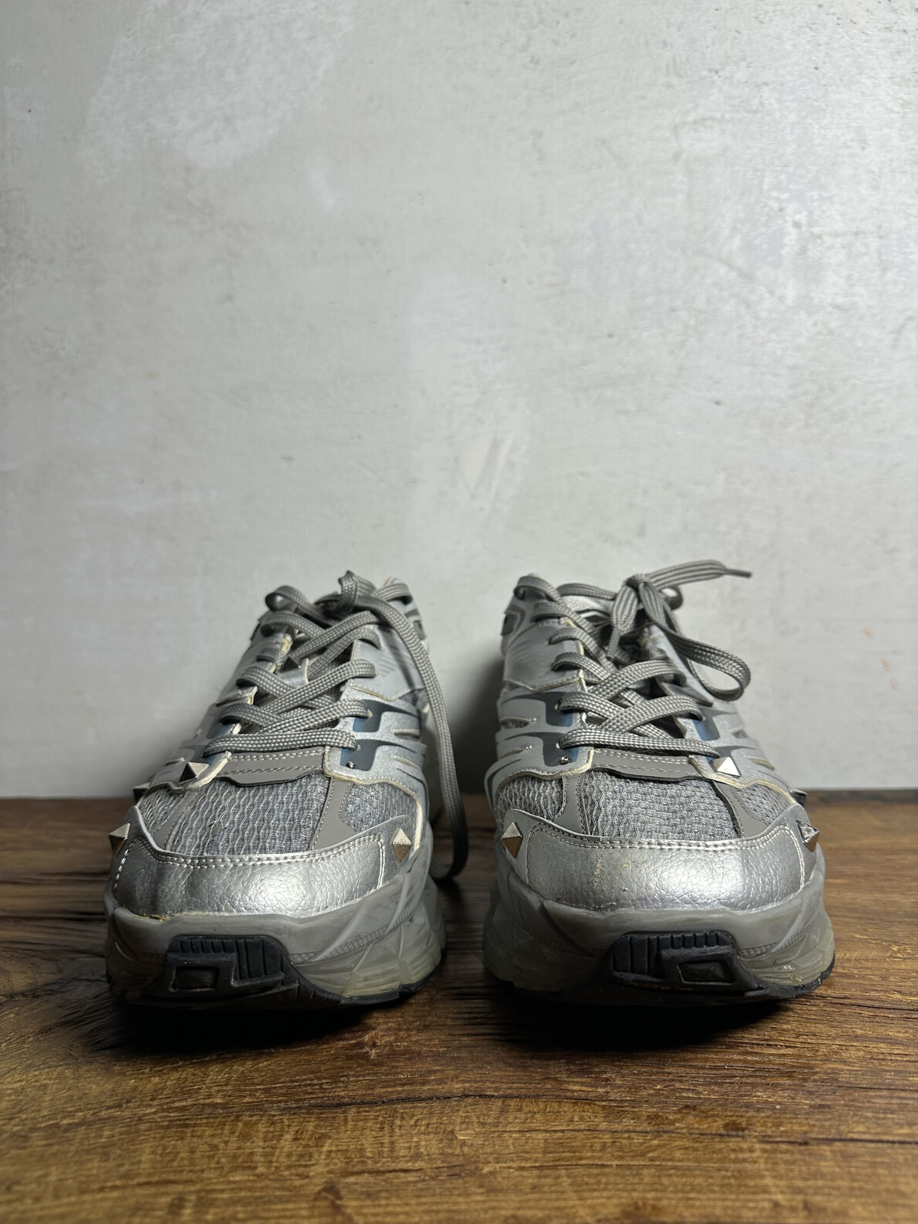 Valentino Valentino Garavani Silver Studded Sneakers Size US 11 / EU 44 - 7 Thumbnail