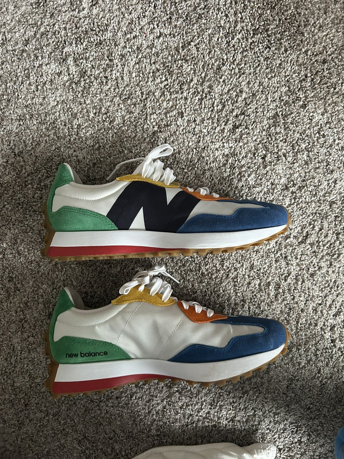 New Balance New Balance 327 Multicolor Size US 10.5 / EU 43-44 - 3 Thumbnail