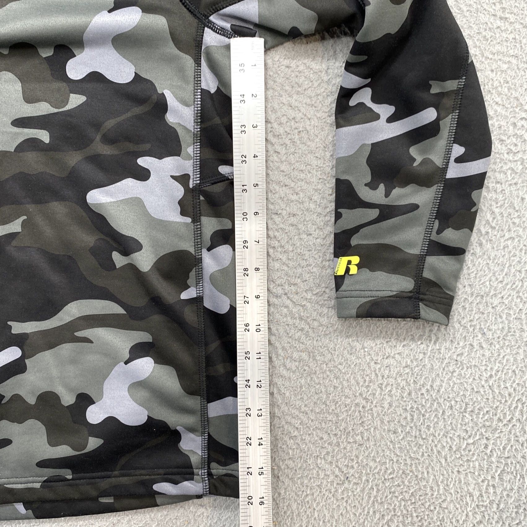 Russell Athletic Russell Athletic Poly Tech Fleece 1/4 Zip Pullover Men’s M Black Camouflage Sweatshirt Shirt Shirt? Size US M / EU 48-50 / 2 - 6 Thumbnail