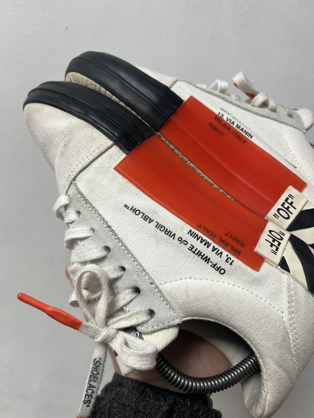 Off-White Off White Vulcanized Sneaker Shoes White Size US 5.5 / EU 38 - 14 Thumbnail