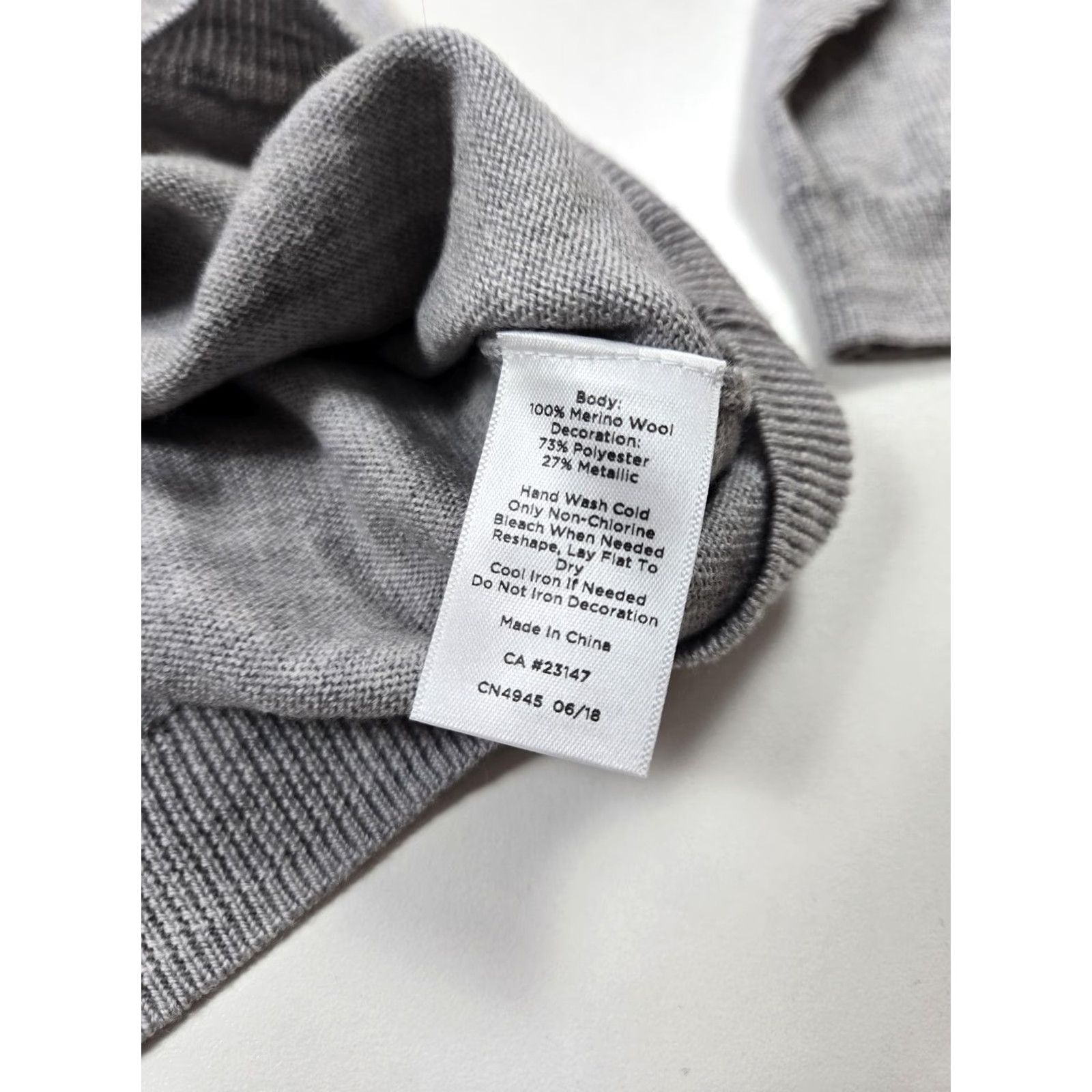 Talbots Talbots Sweater Womens Petite Small Gray Merino Wool Crown Embellished Pullover Size S / US 4 / IT 40 - 7 Thumbnail