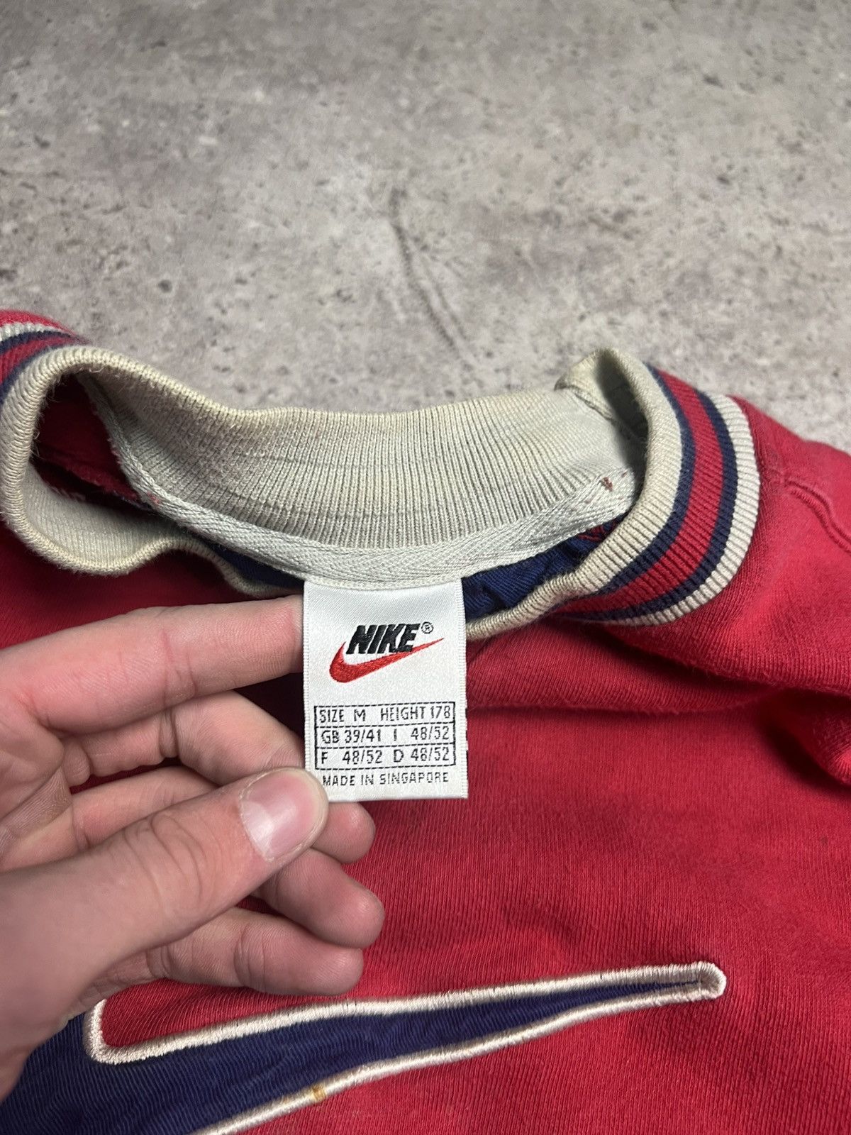 Nike Nike vintage sweatshirt 90’s streetwear s Size US M / EU 48-50 / 2 - 6 Thumbnail