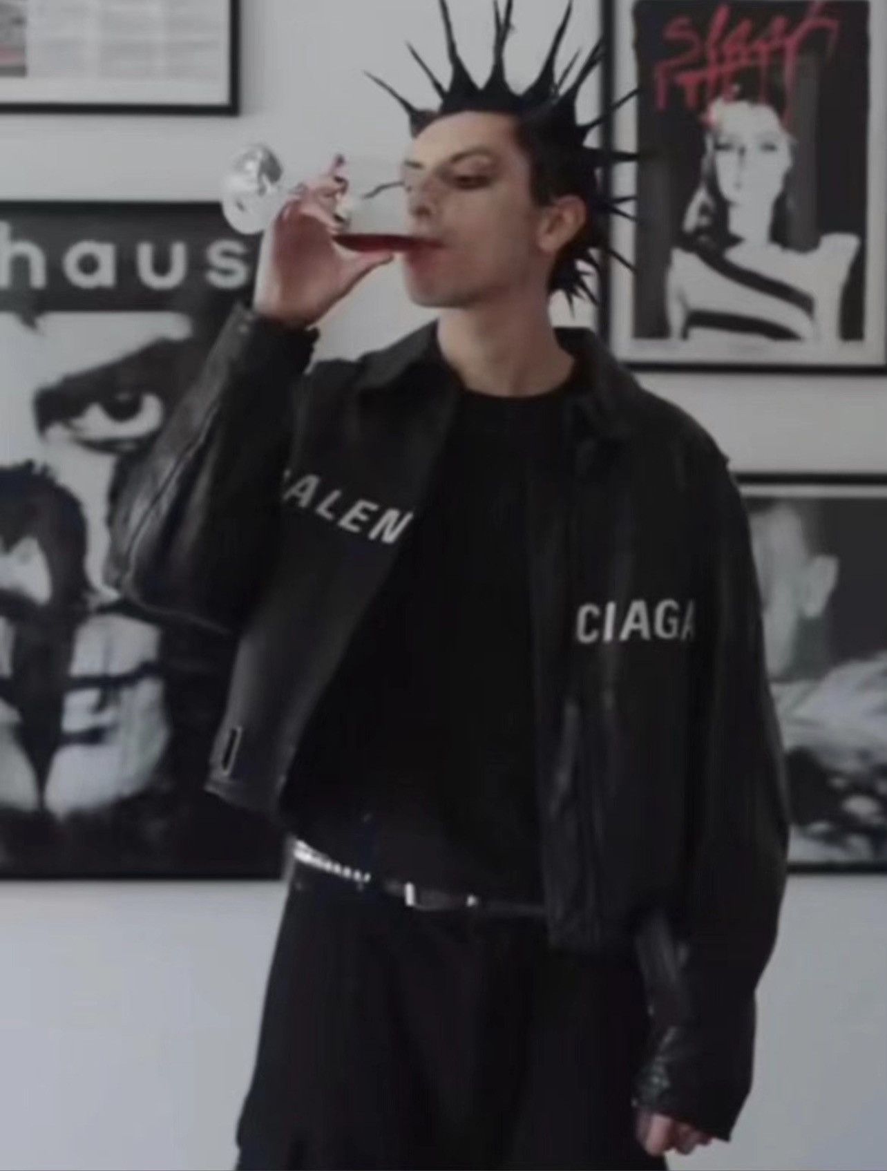 Balenciaga *RARE* Balenciaga AW19 Racer Moto Buffalo Leather Jacket Size US S / EU 44-46 / 1 - 5 Thumbnail