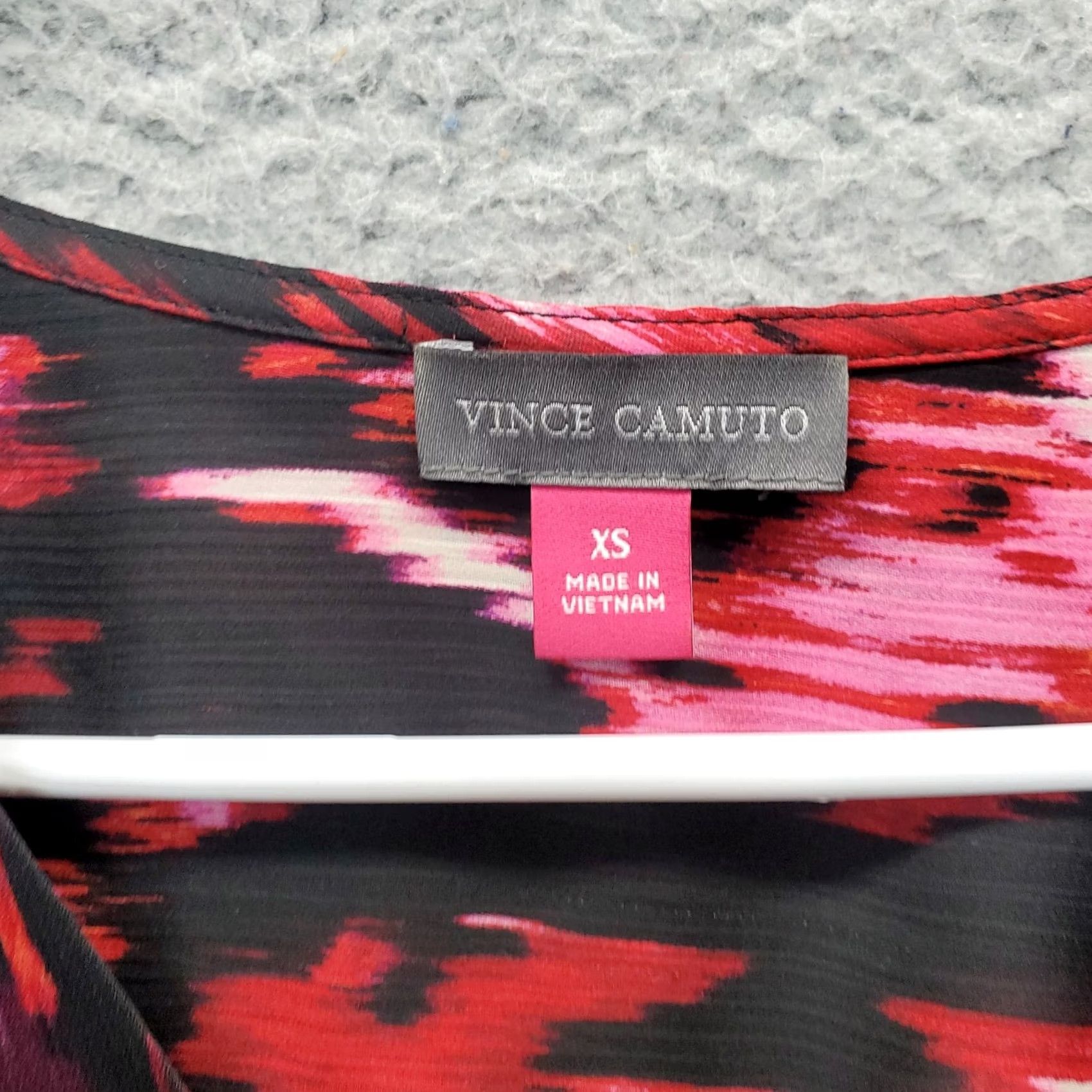 Vince Camuto Vince Camuto Blouse Women's XS Multicolor Long Sleeve V-Neck Oversized Shirt Top Size XS / US 0-2 / IT 36-38 - 4 Thumbnail