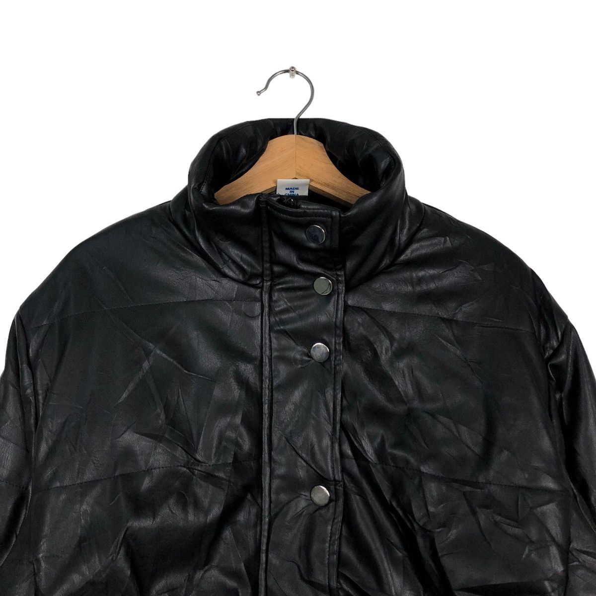 Japanese Brand 🔥Rare Cropped Streetwear Style Soft Polyester Jacket Black Size US L / EU 52-54 / 3 - 2 Thumbnail